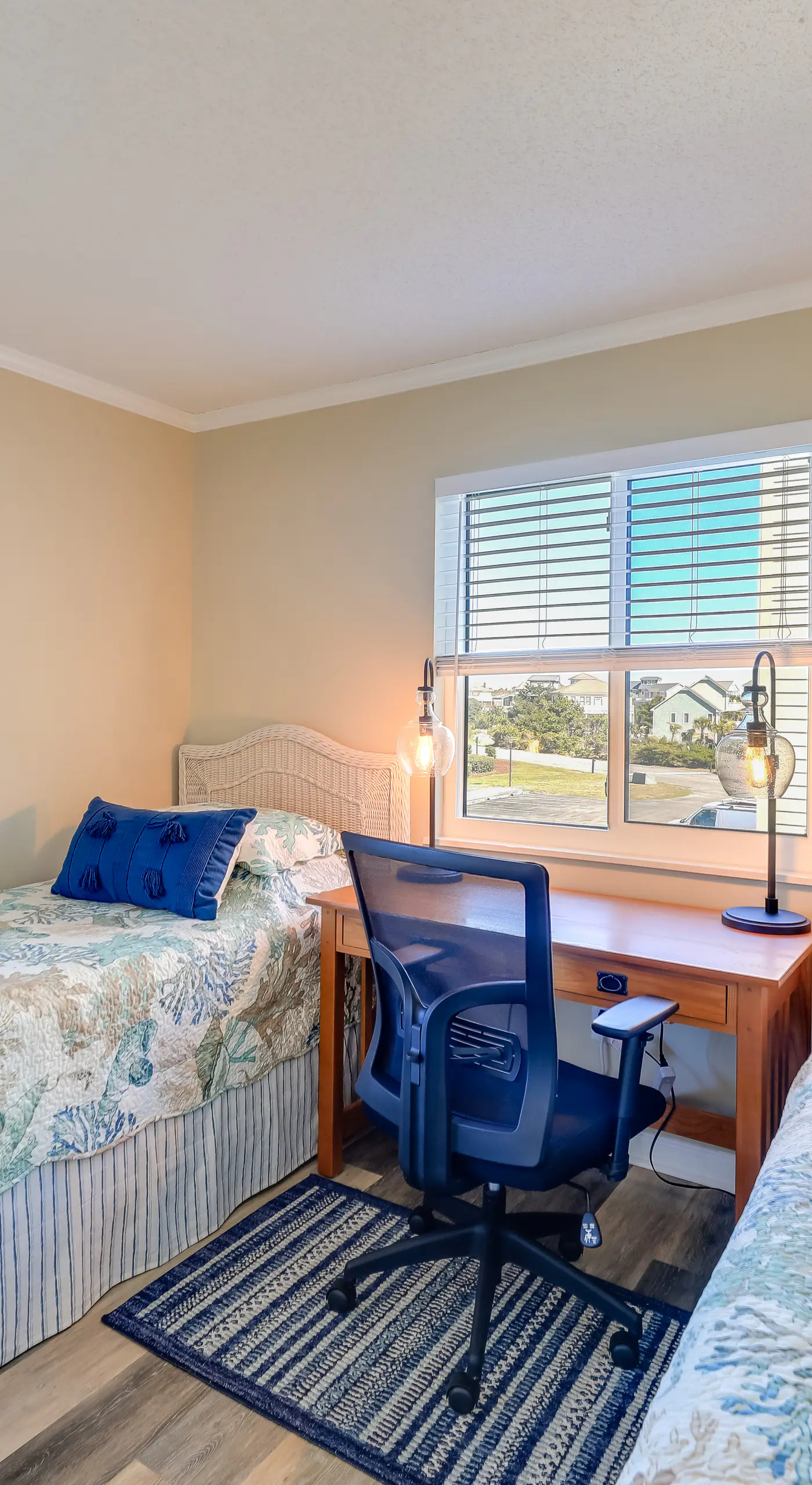 Emerald Isle Vacation Rental w/ Resort Pool!
