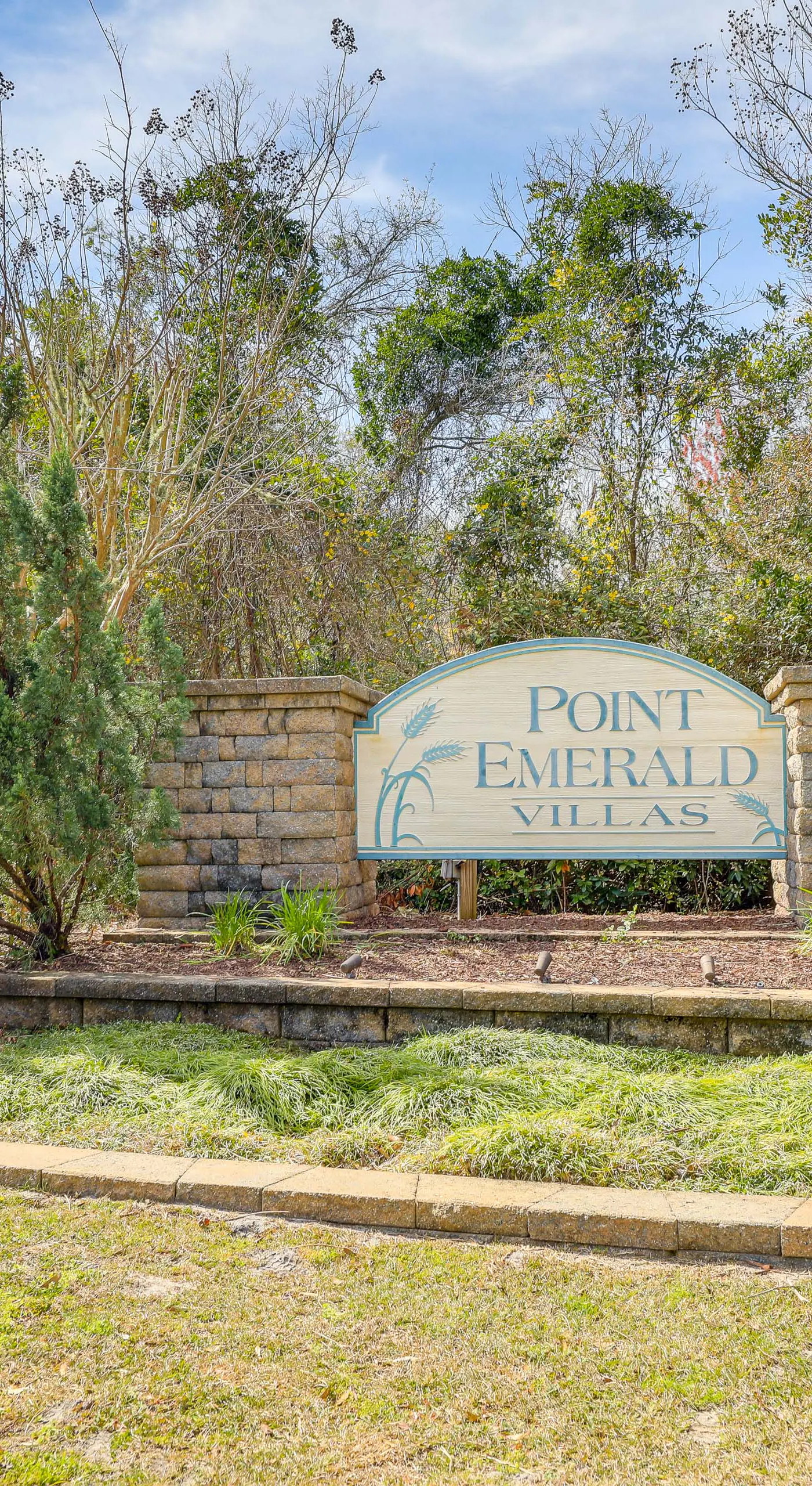 Emerald Isle Vacation Rental w/ Resort Pool!