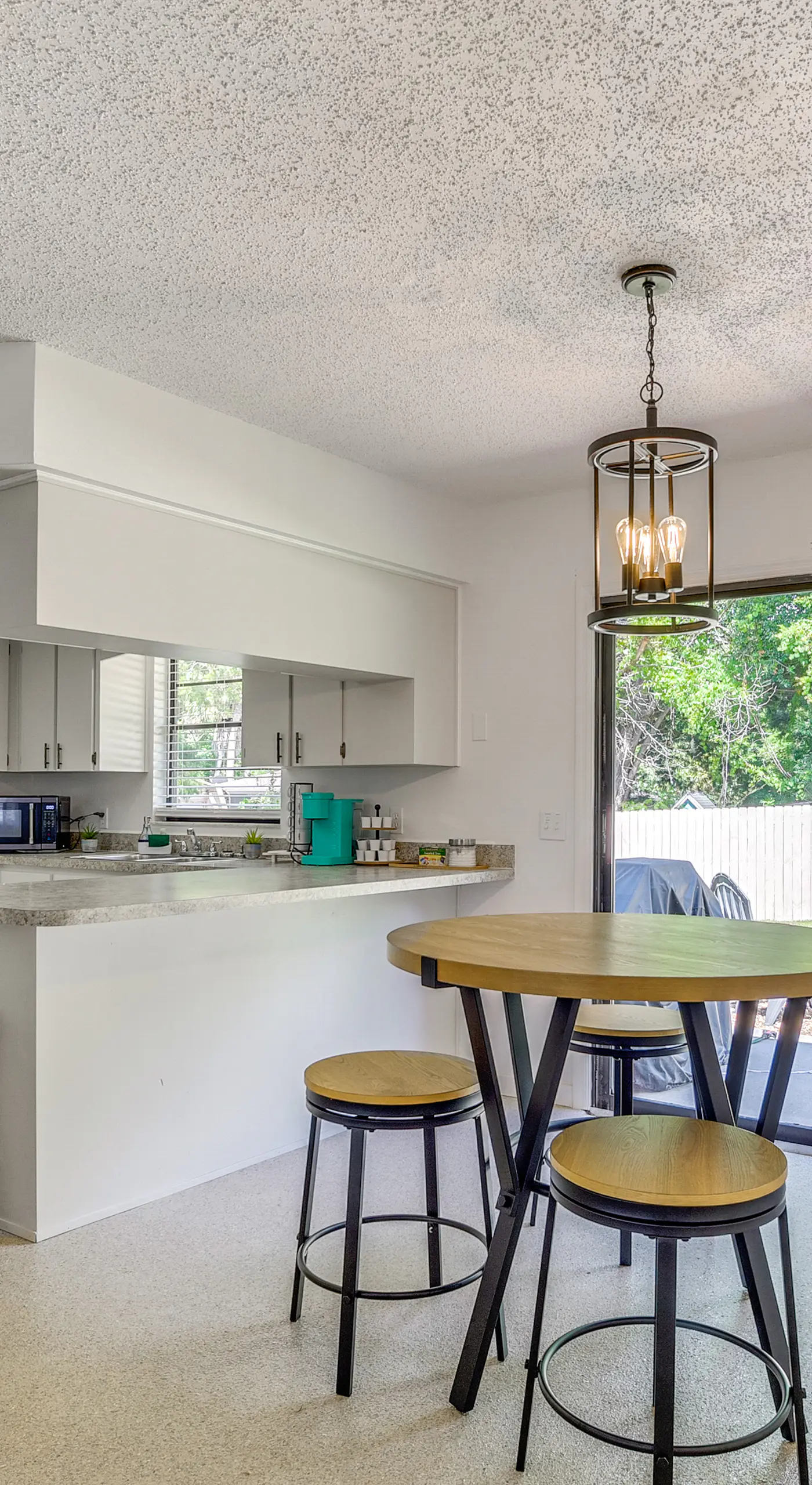 2 Mi to State Parks! Crystal River Home w/ Yard