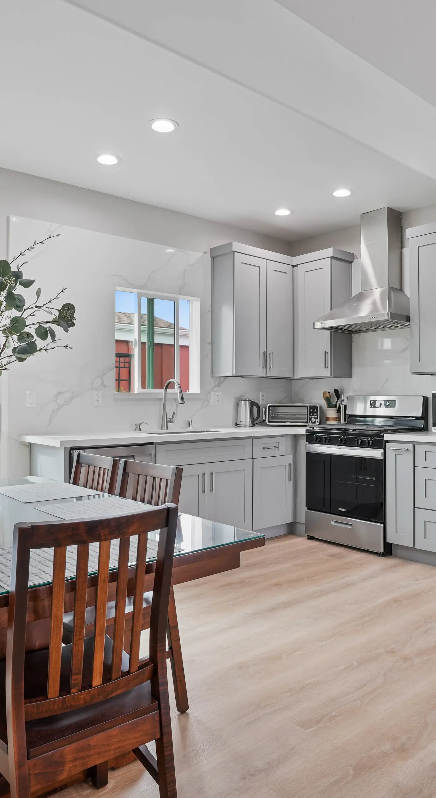 2 Mi to Disneyland: Home w/ Furnished Patio!