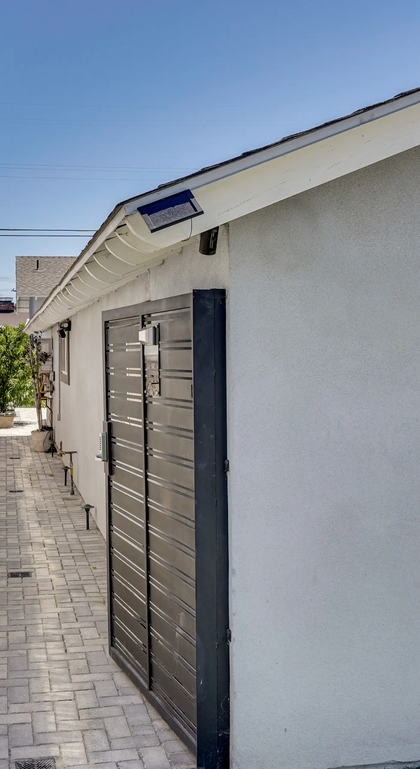 2 Mi to Disneyland: Home w/ Furnished Patio!