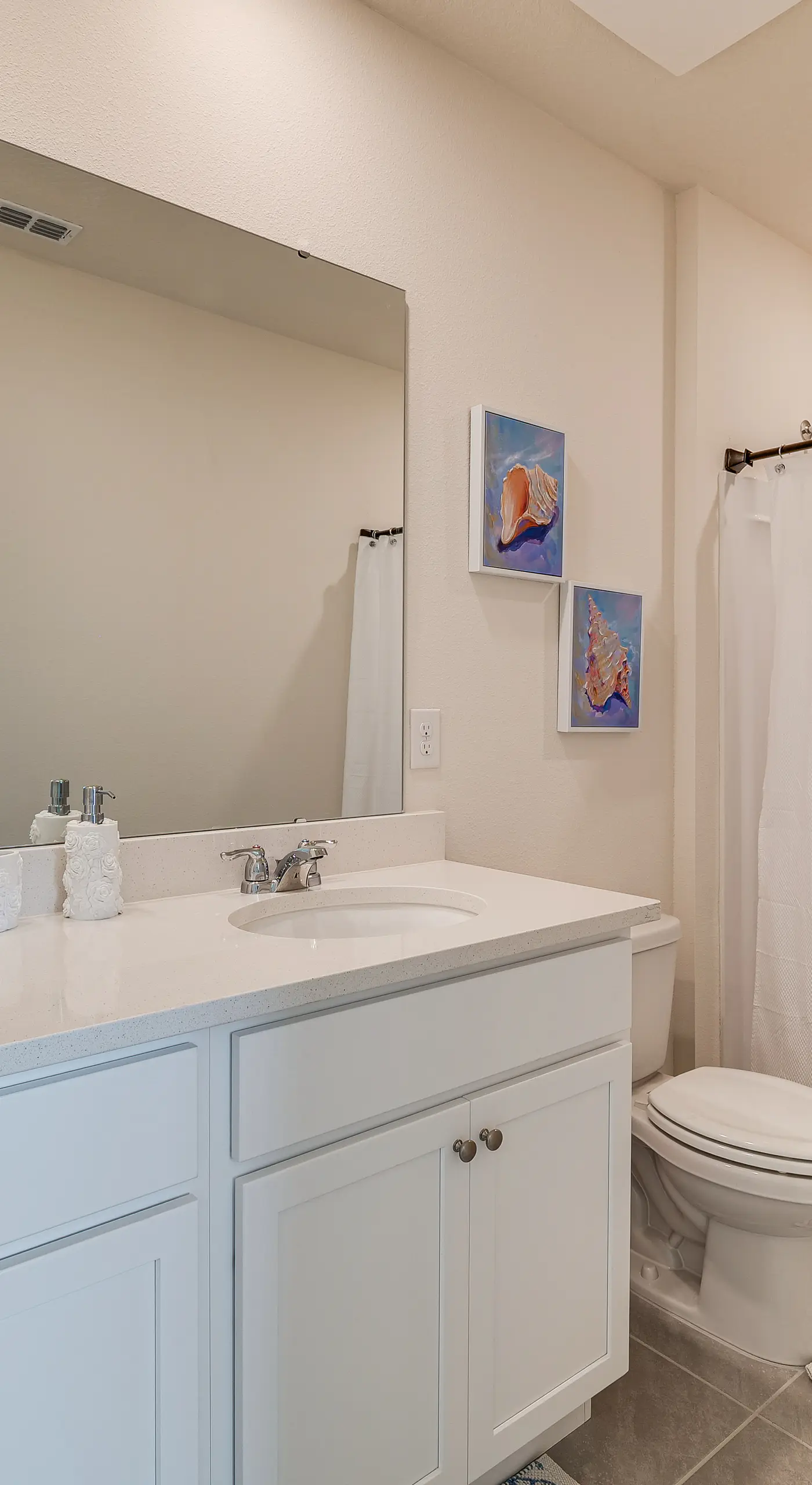 2 Mi to Dtwn: Newly Built Townhome in Davenport