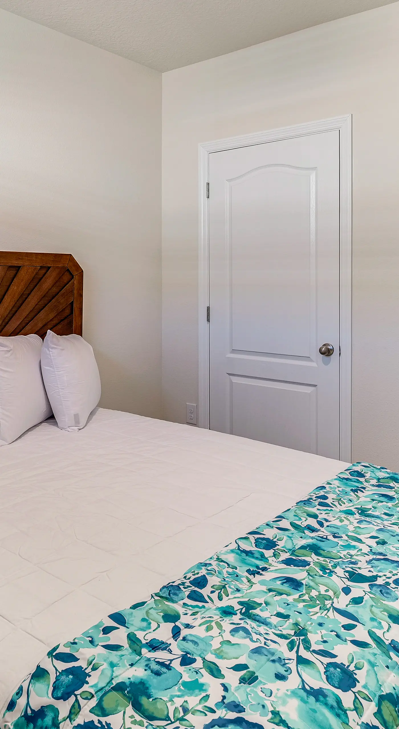2 Mi to Dtwn: Newly Built Townhome in Davenport
