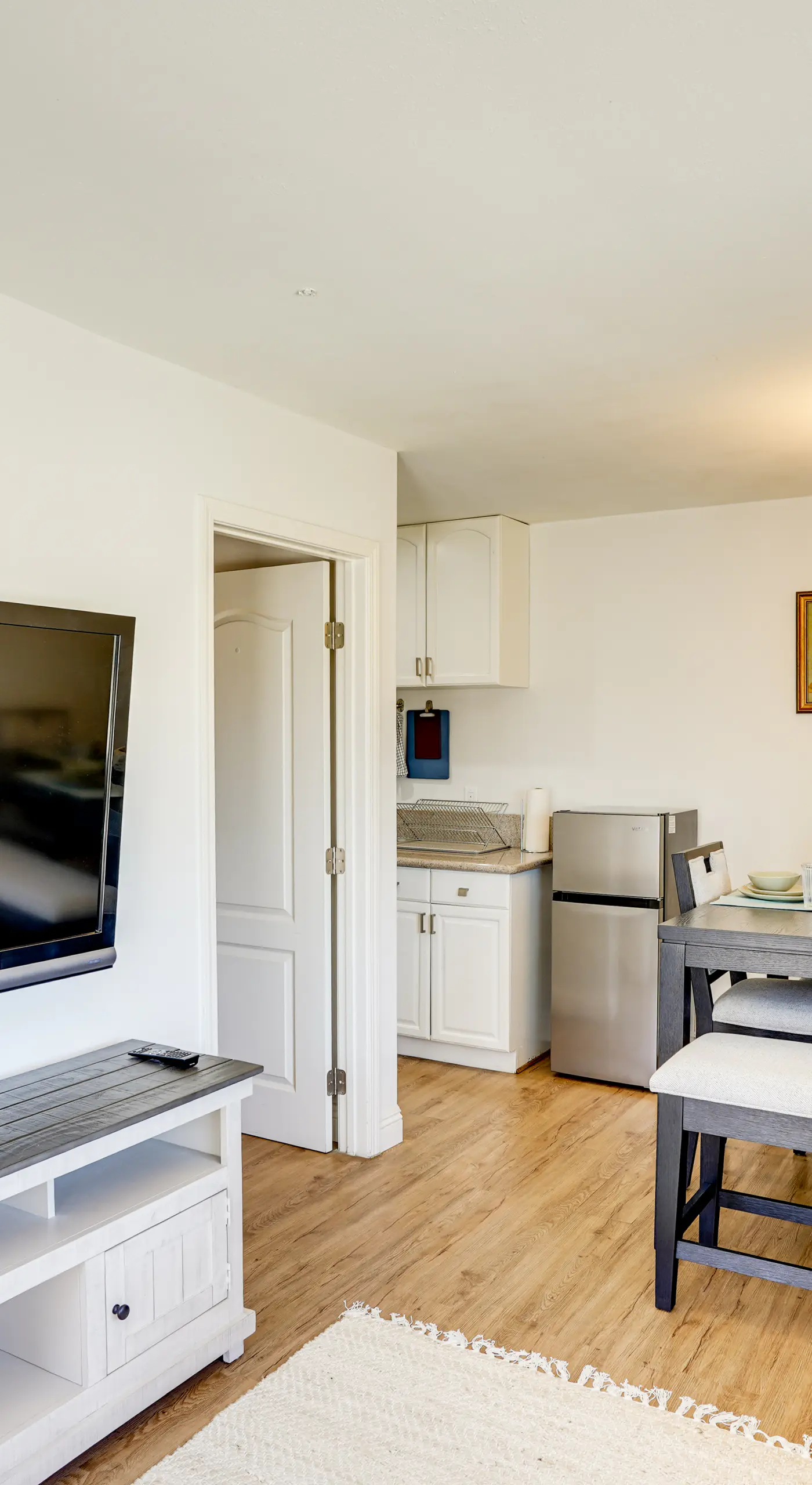Explore SoCal! Cozy Retreat Near Disney & Beaches