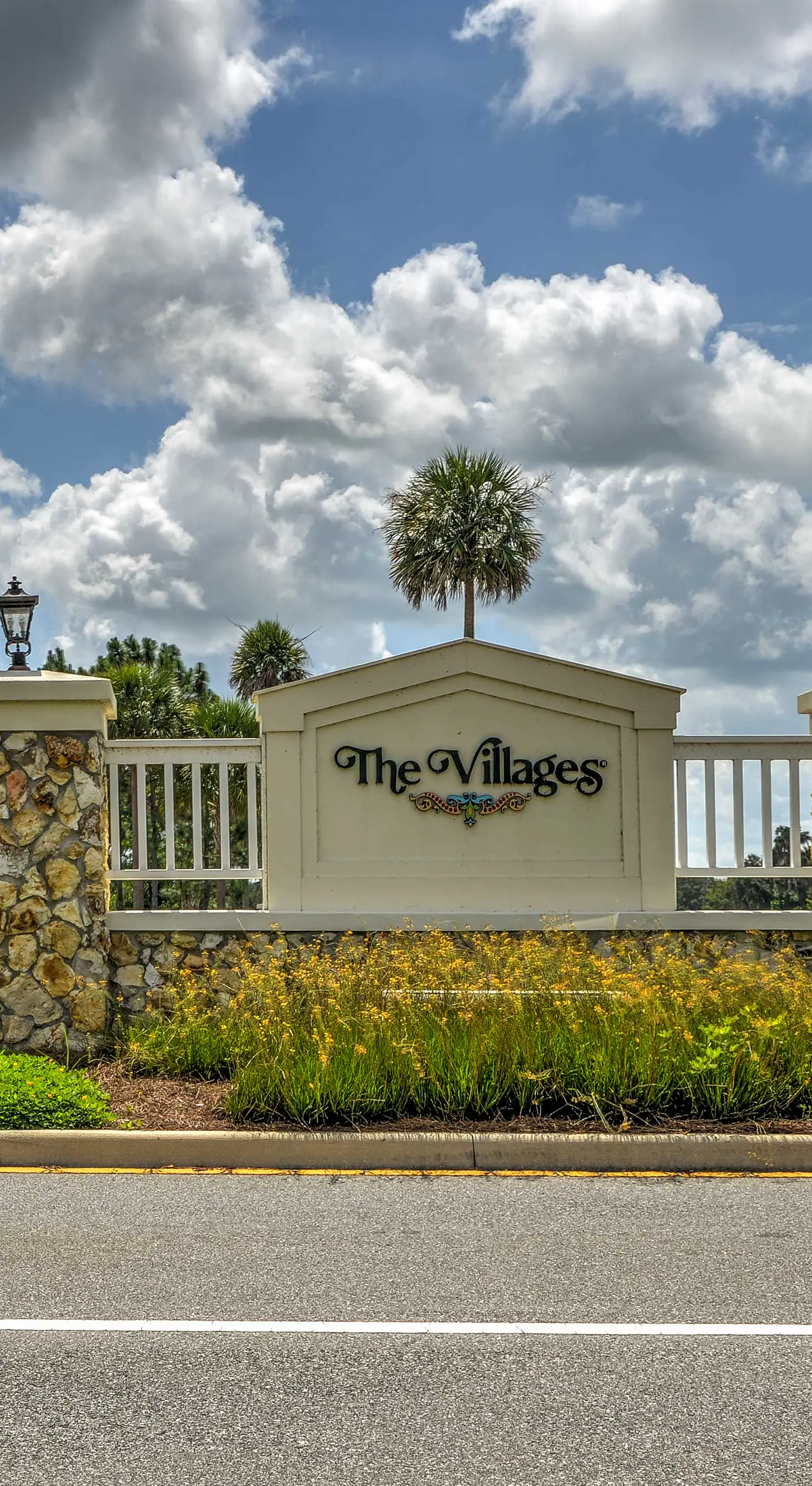 The Villages Home 2 Mi to Farmers & Crafts Market