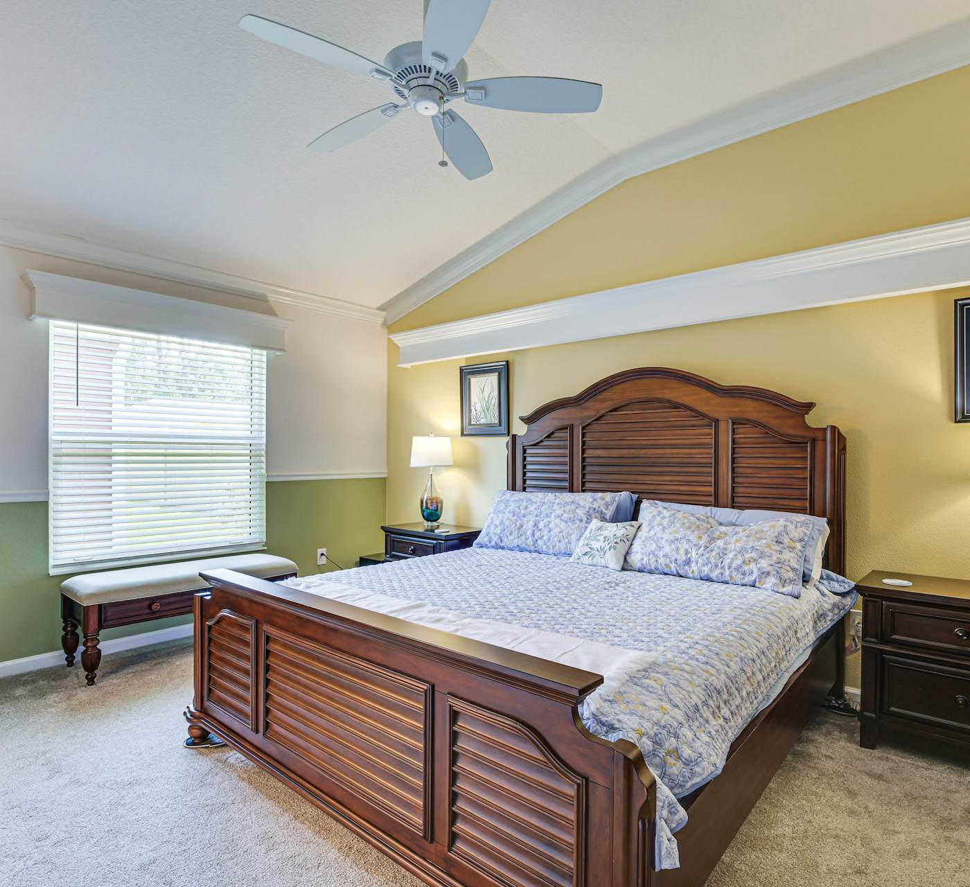 Easy Pool Access & Private Patio! DeLuna Villa