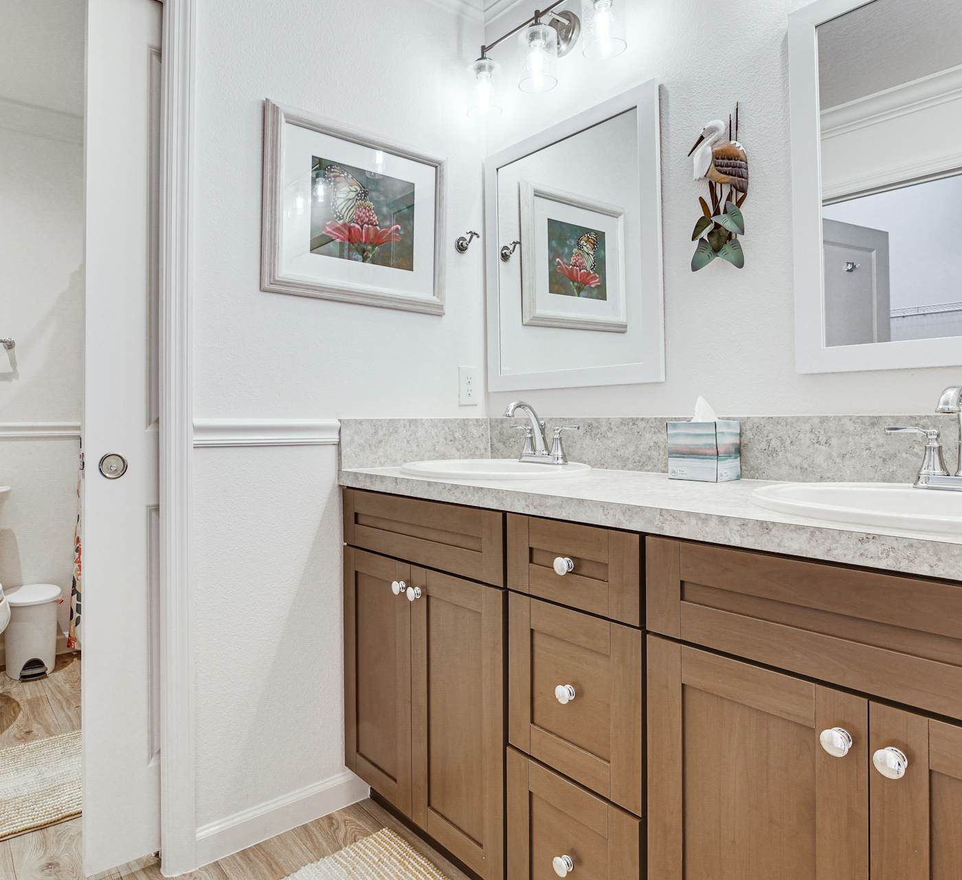 Easy Pool Access & Private Patio! DeLuna Villa