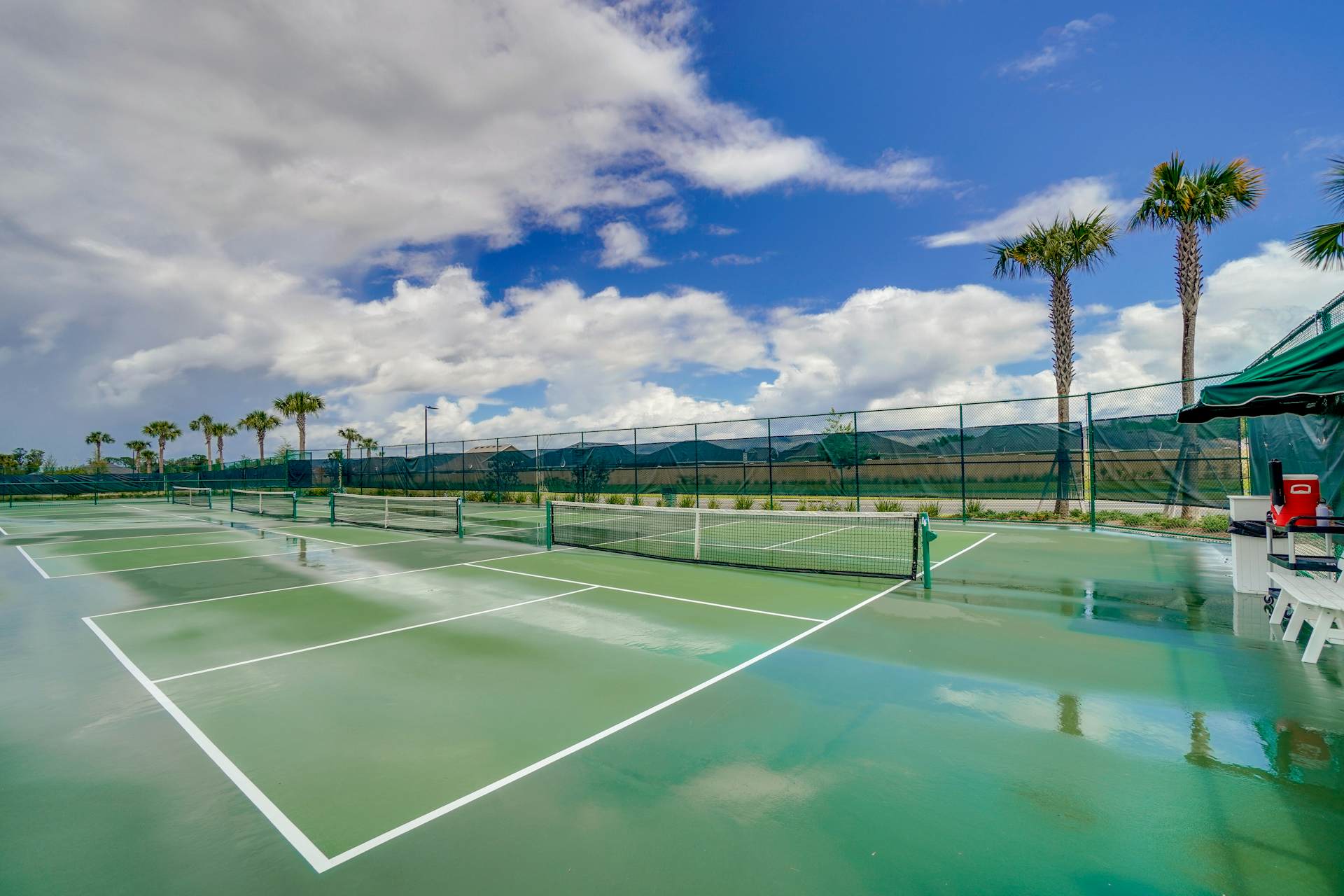 Easy Pool Access & Private Patio! DeLuna Villa