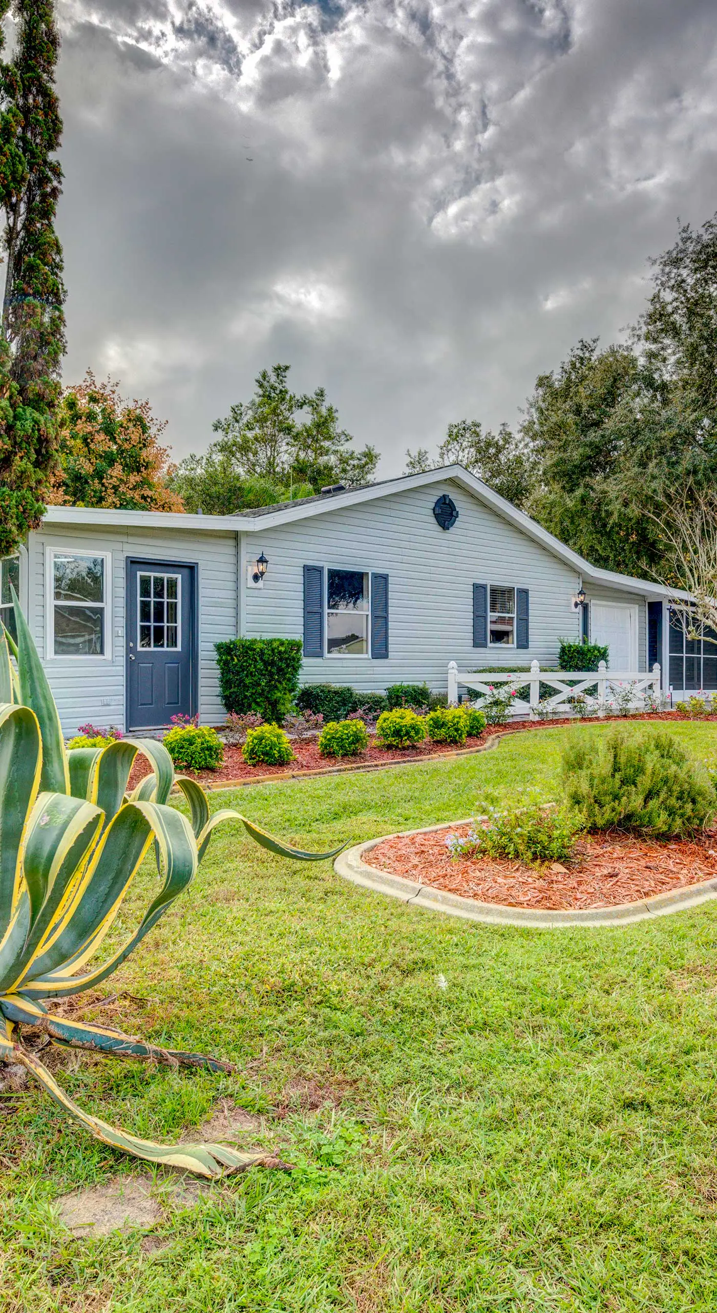 The Villages Home 2 Mi to Farmers & Crafts Market