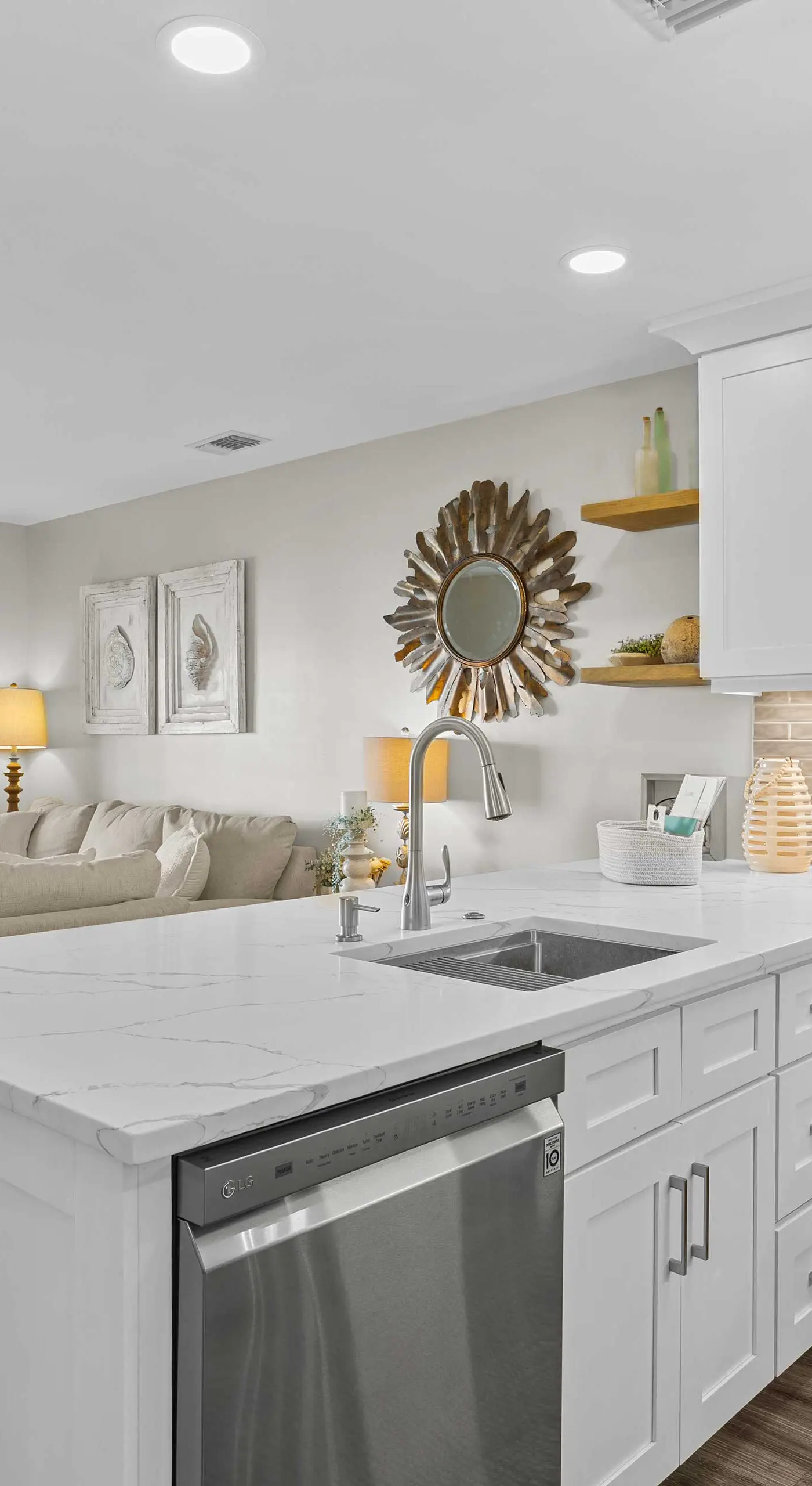 Villa Capriani Condo w/ Direct Beach Access!