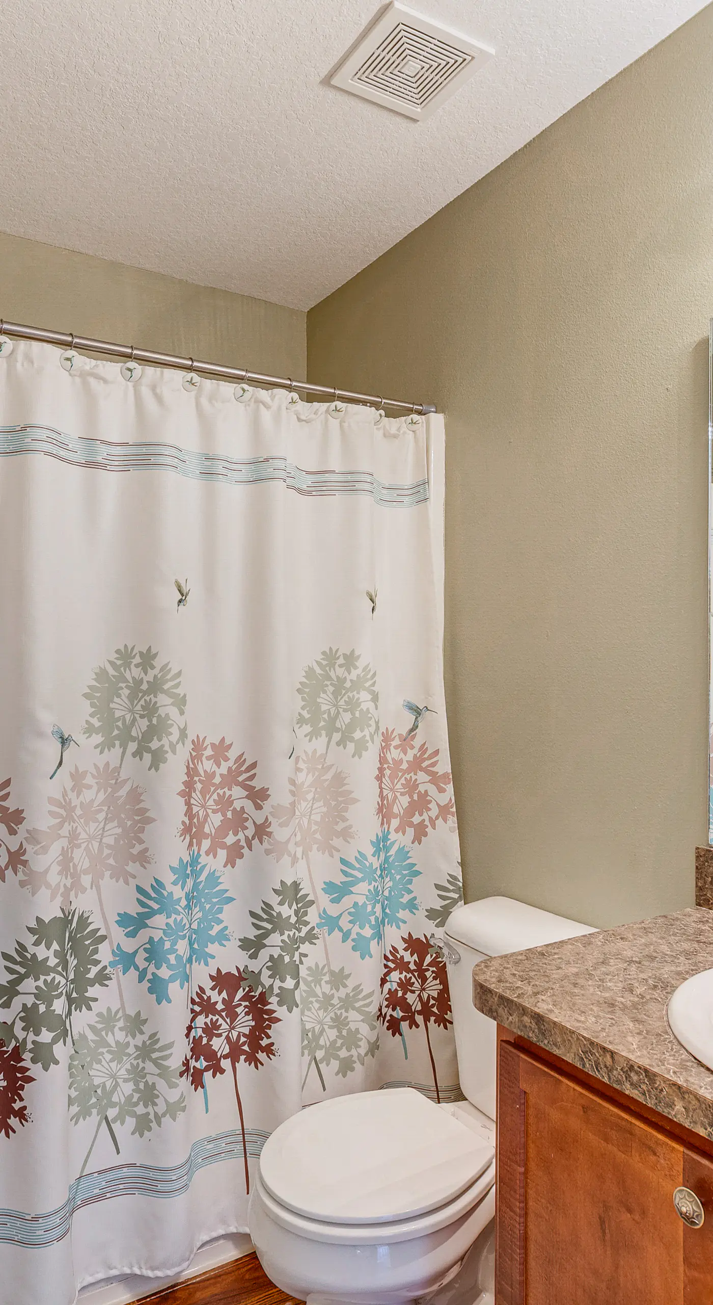 Ocala Home w/ Screened-In Porch & Community Perks!