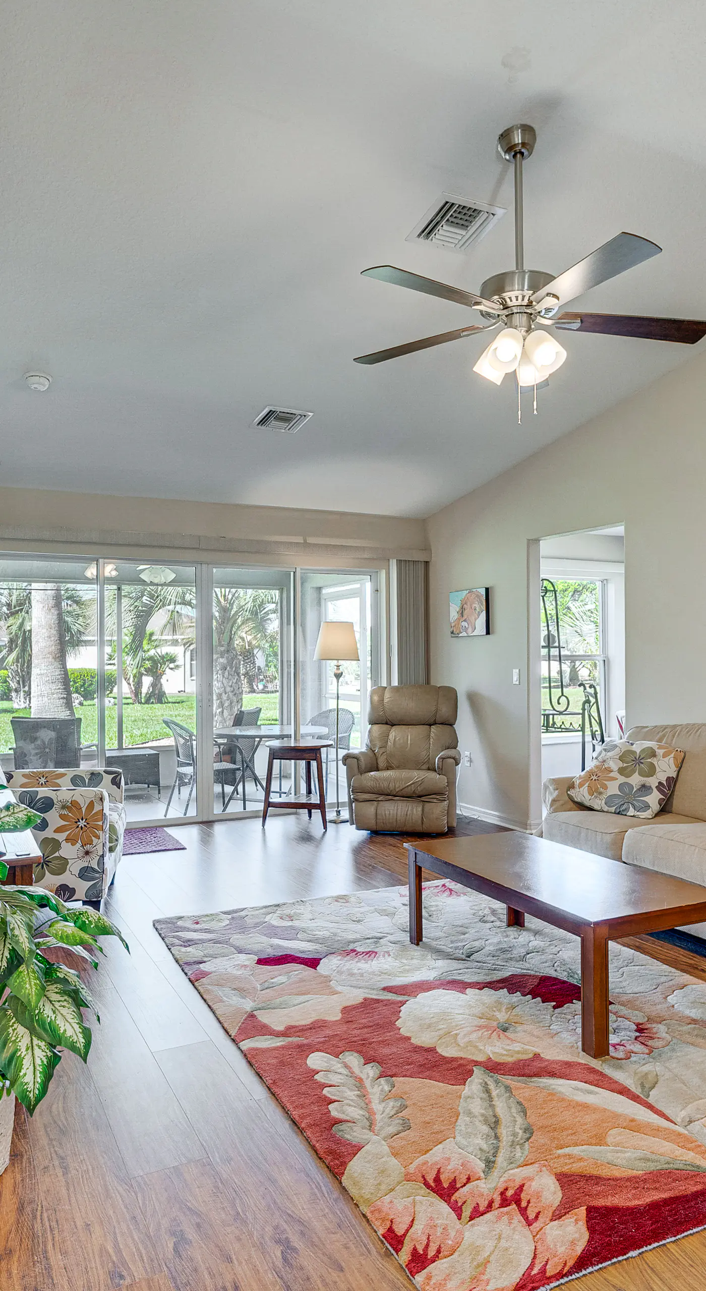 Ocala Home w/ Screened-In Porch & Community Perks!
