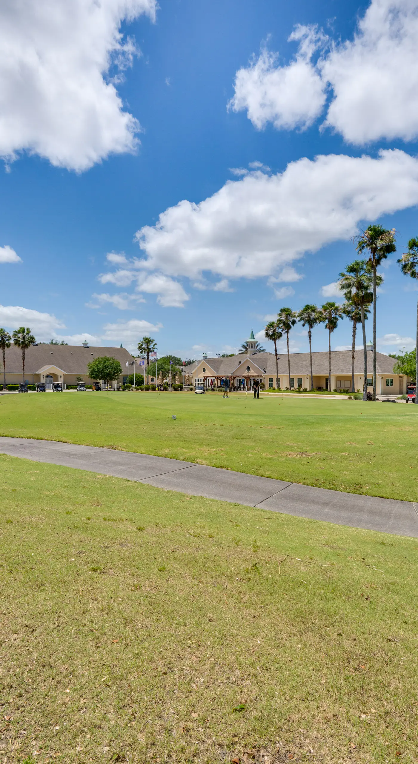 Ocala Home w/ Screened-In Porch & Community Perks!