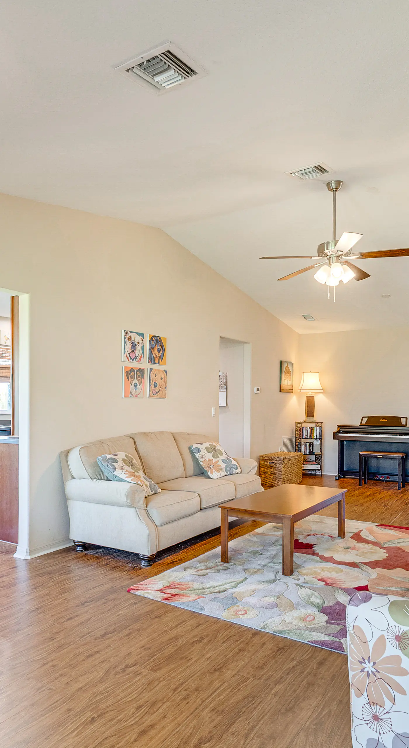 Ocala Home w/ Screened-In Porch & Community Perks!
