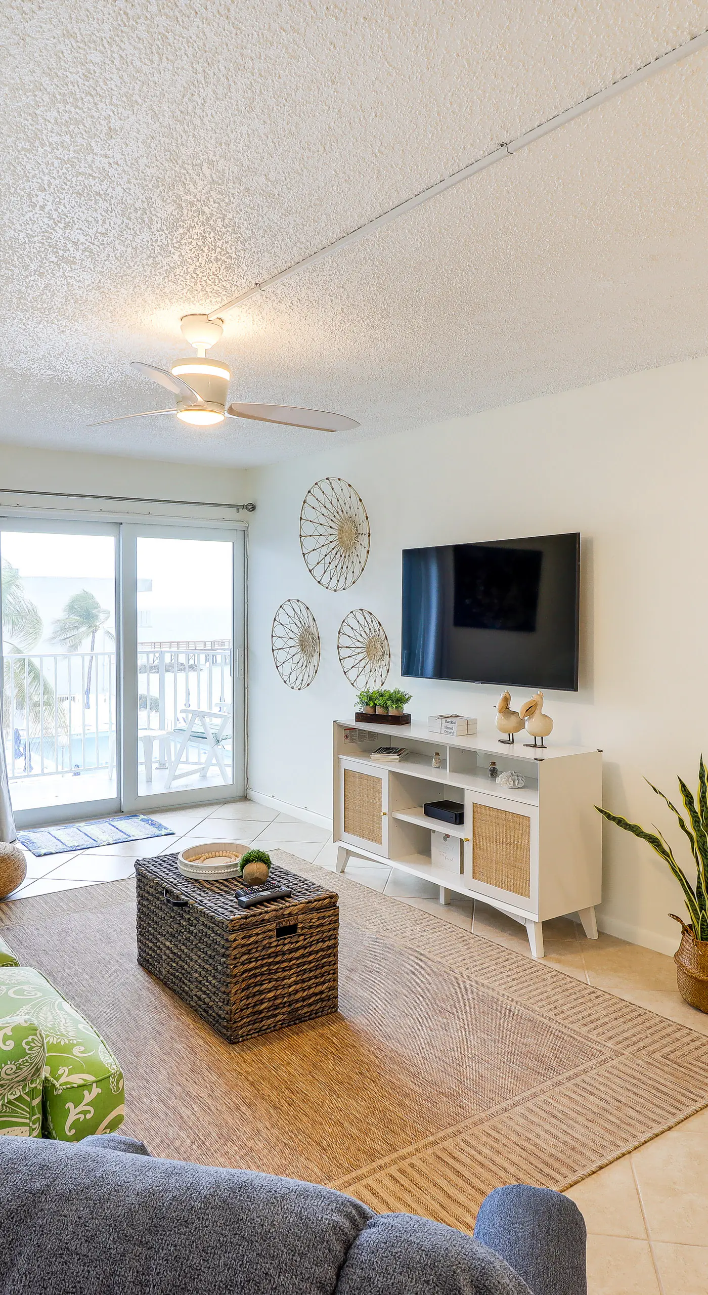 Ocean-View Key Colony Beach Condo w/ Pool Access!