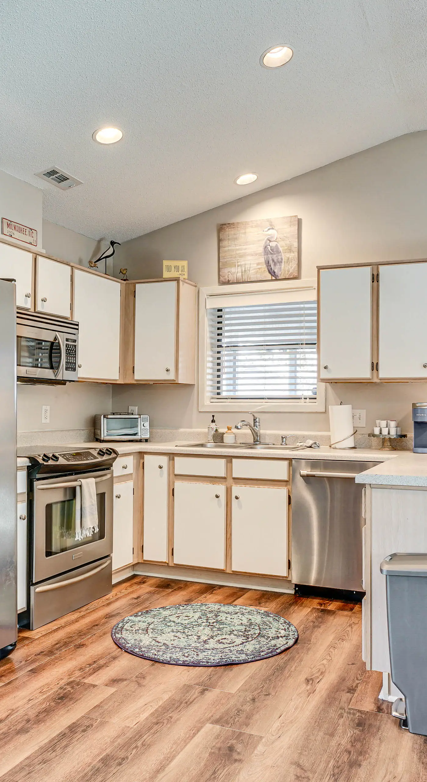 Northeast Wilmington Home ~ 5 Mi to Beach!