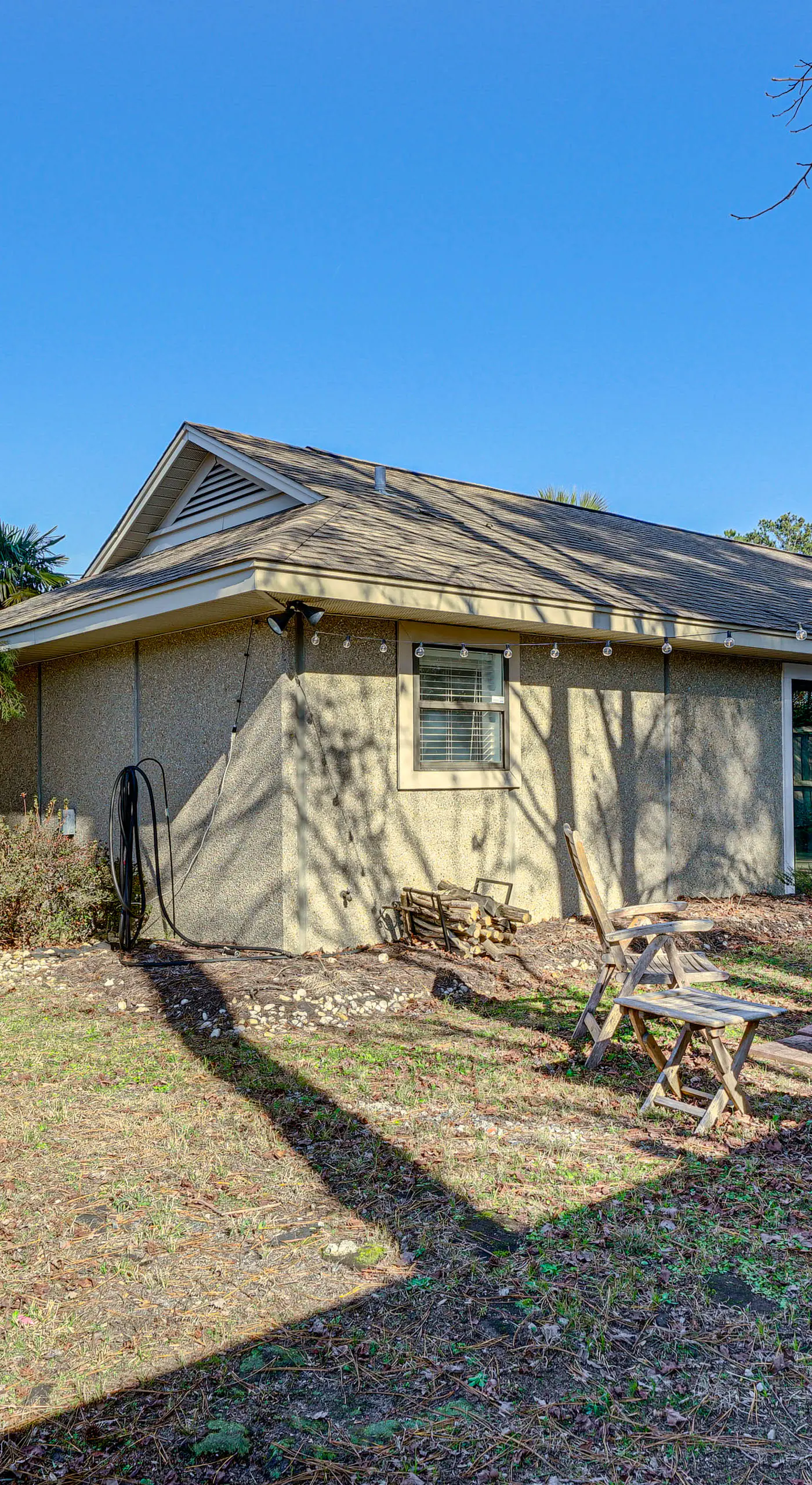 Northeast Wilmington Home ~ 5 Mi to Beach!