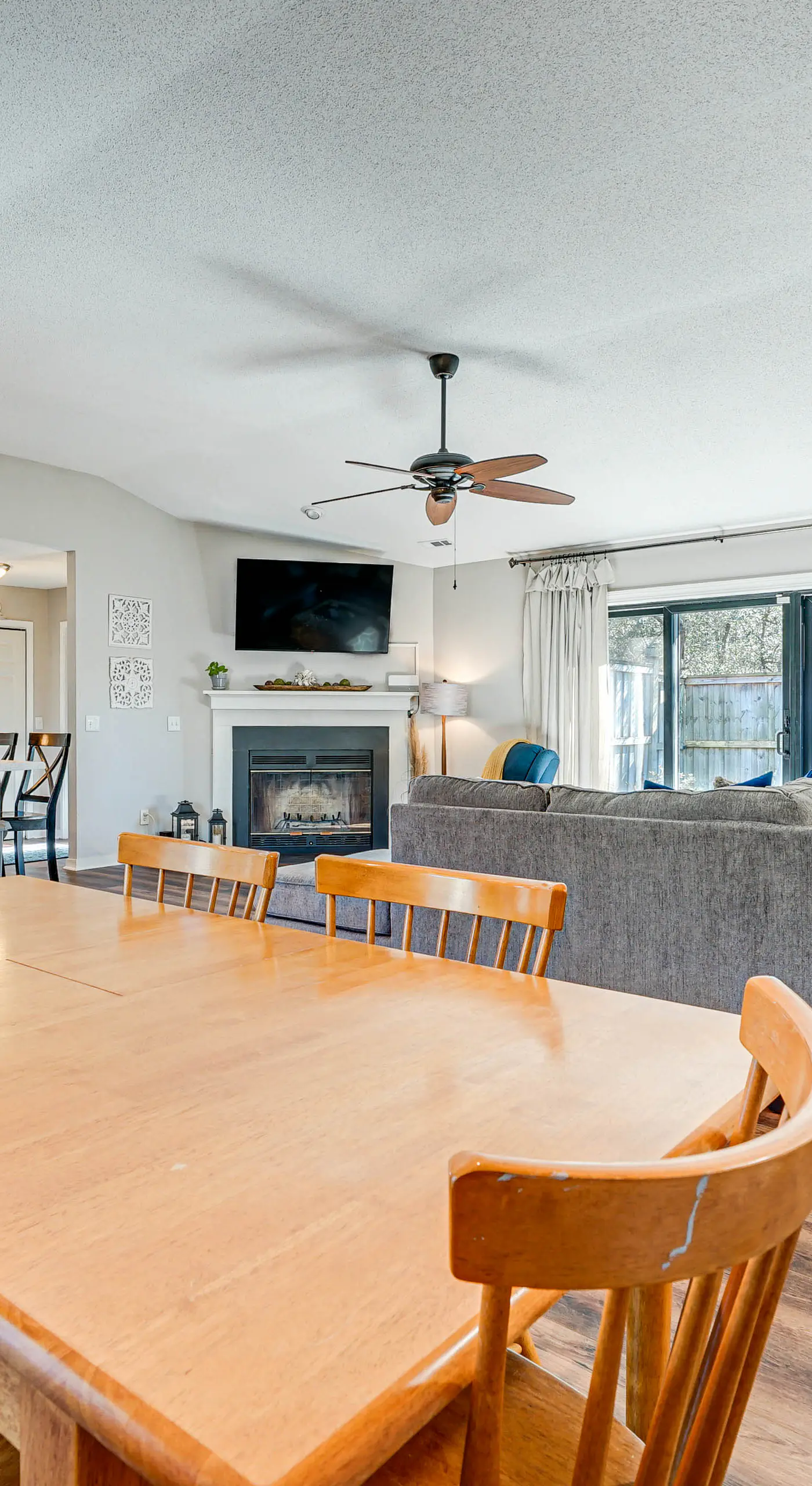 Northeast Wilmington Home ~ 5 Mi to Beach!