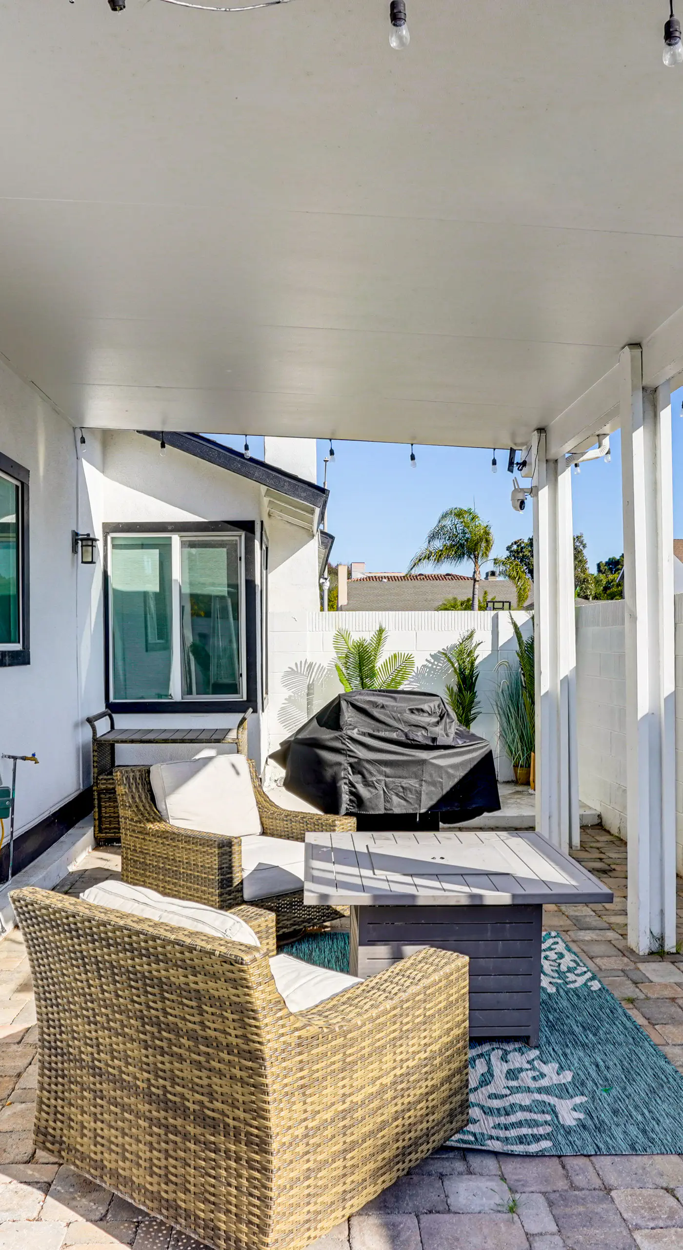Upscale Huntington Beach Home, Close to Main St!