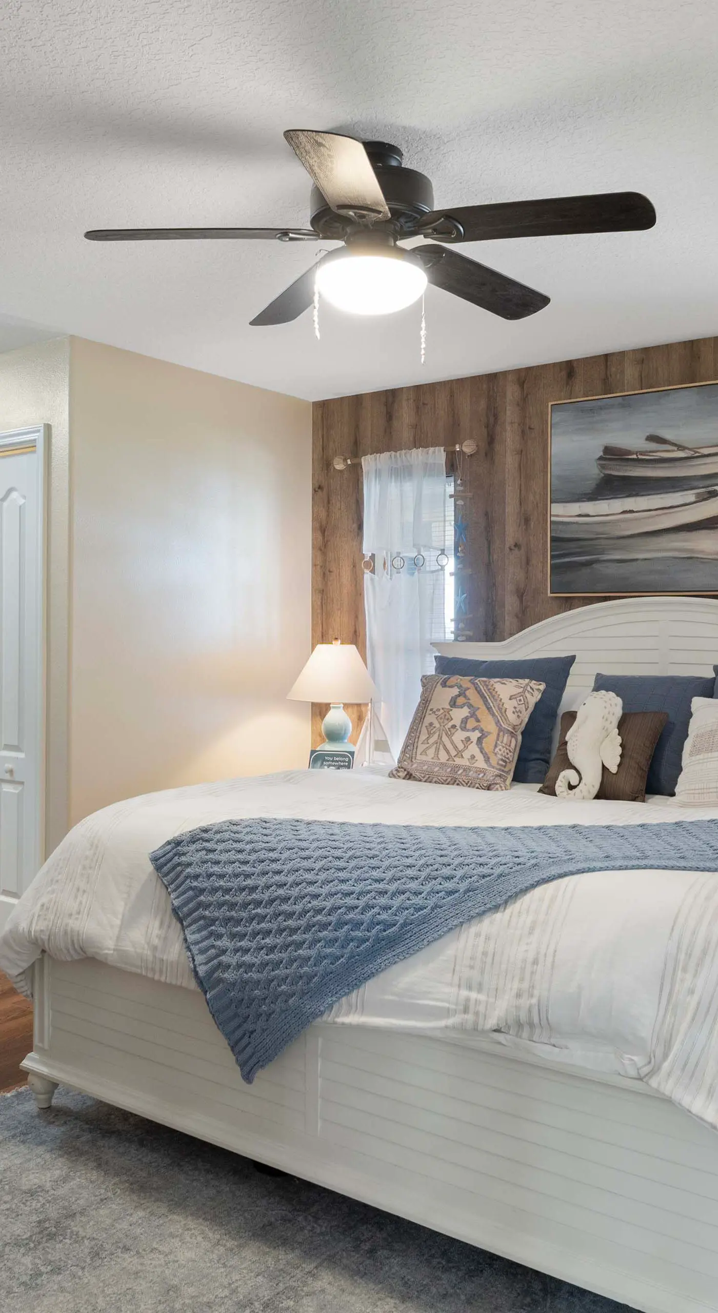 Welcoming ‘Little Blue Lakehouse’ in Crystal River