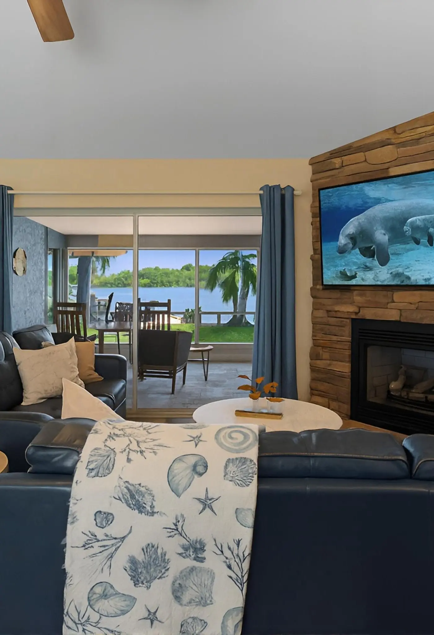 Welcoming ‘Little Blue Lakehouse’ in Crystal River