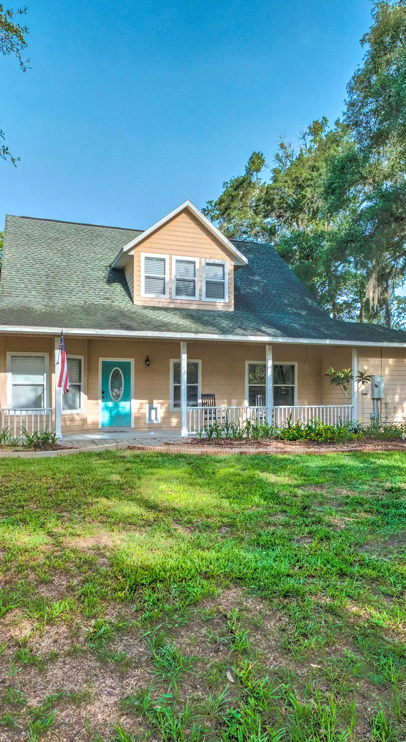 Lovely Hawthorne Home w/ Private Boat Dock!