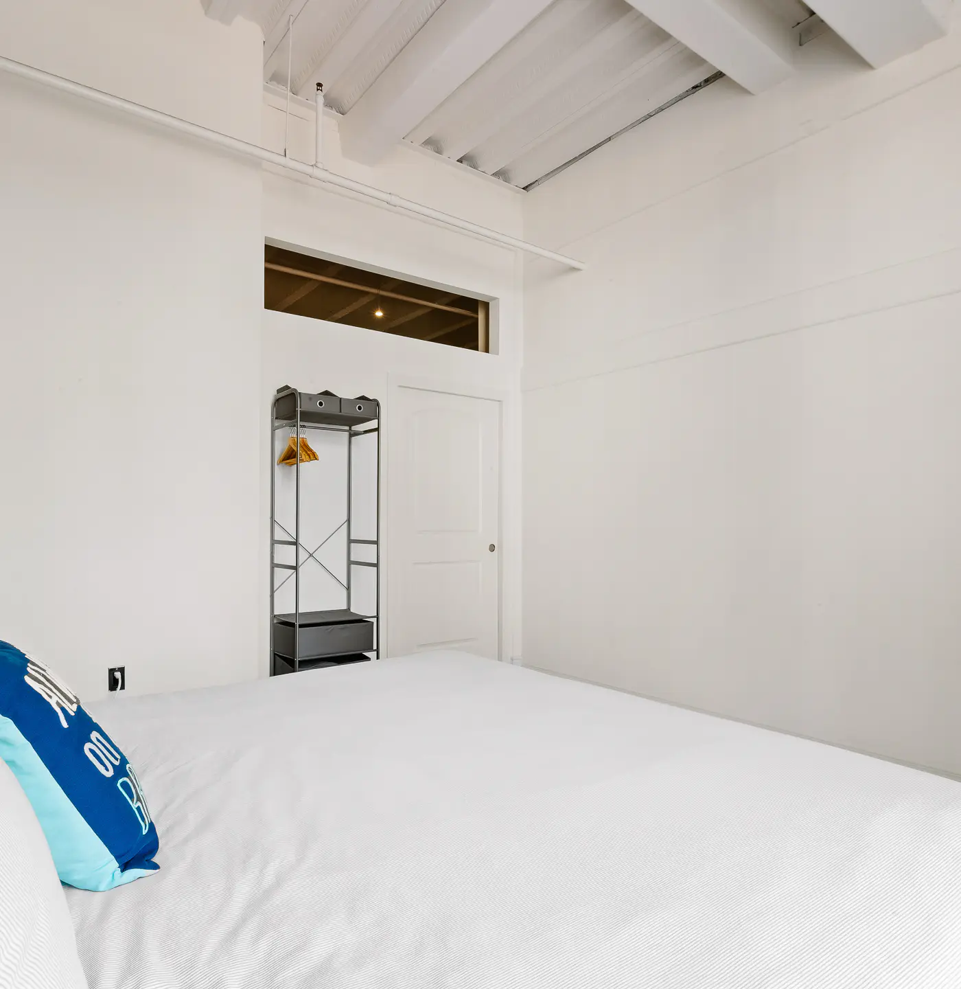 Rooftop Pool & City Views! Long-Term Dtwn LA Stay