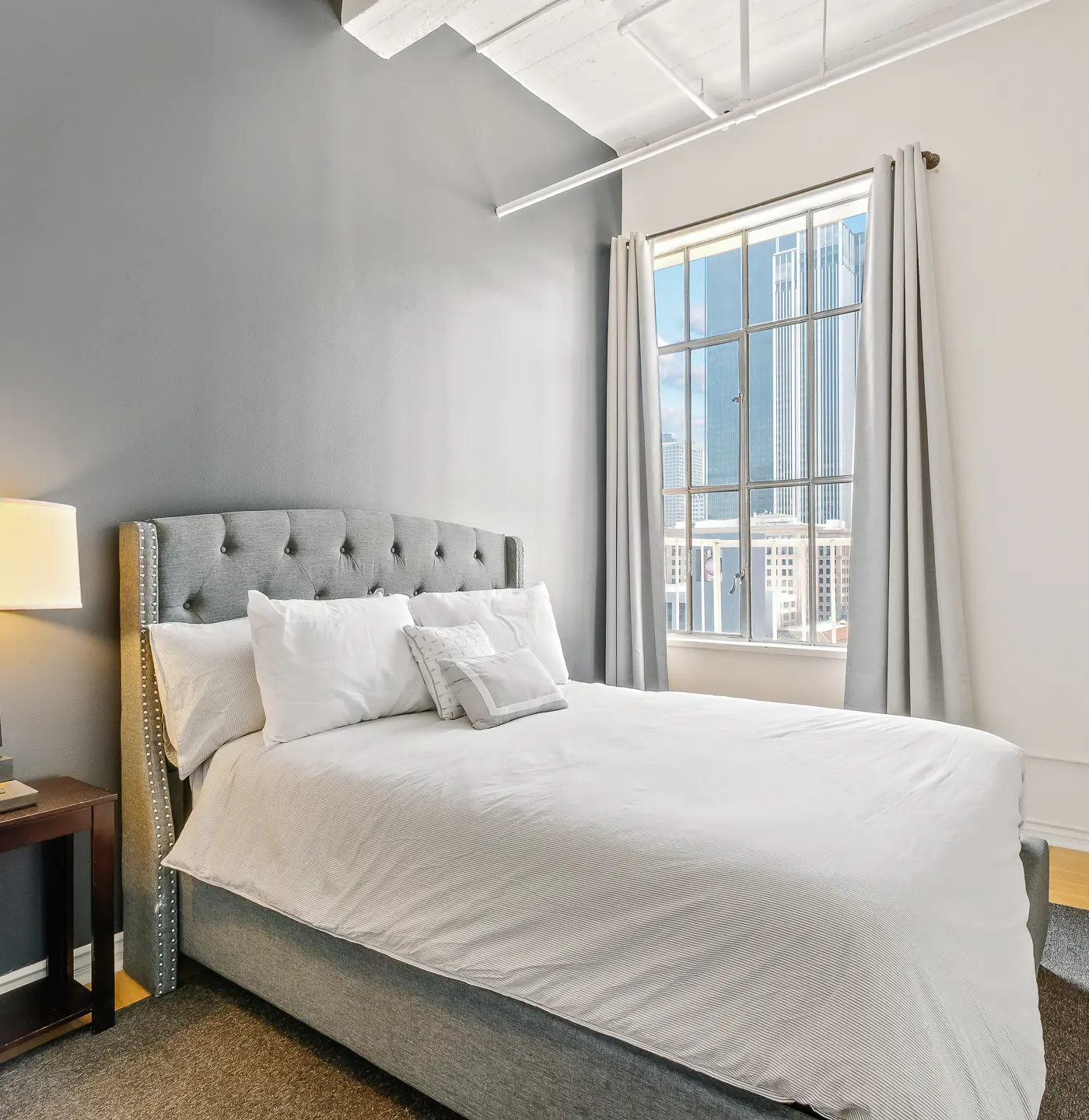 Rooftop Pool & City Views! Long-Term Dtwn LA Stay