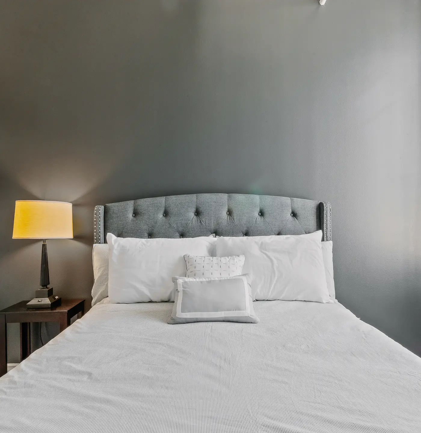 Rooftop Pool & City Views! Long-Term Dtwn LA Stay