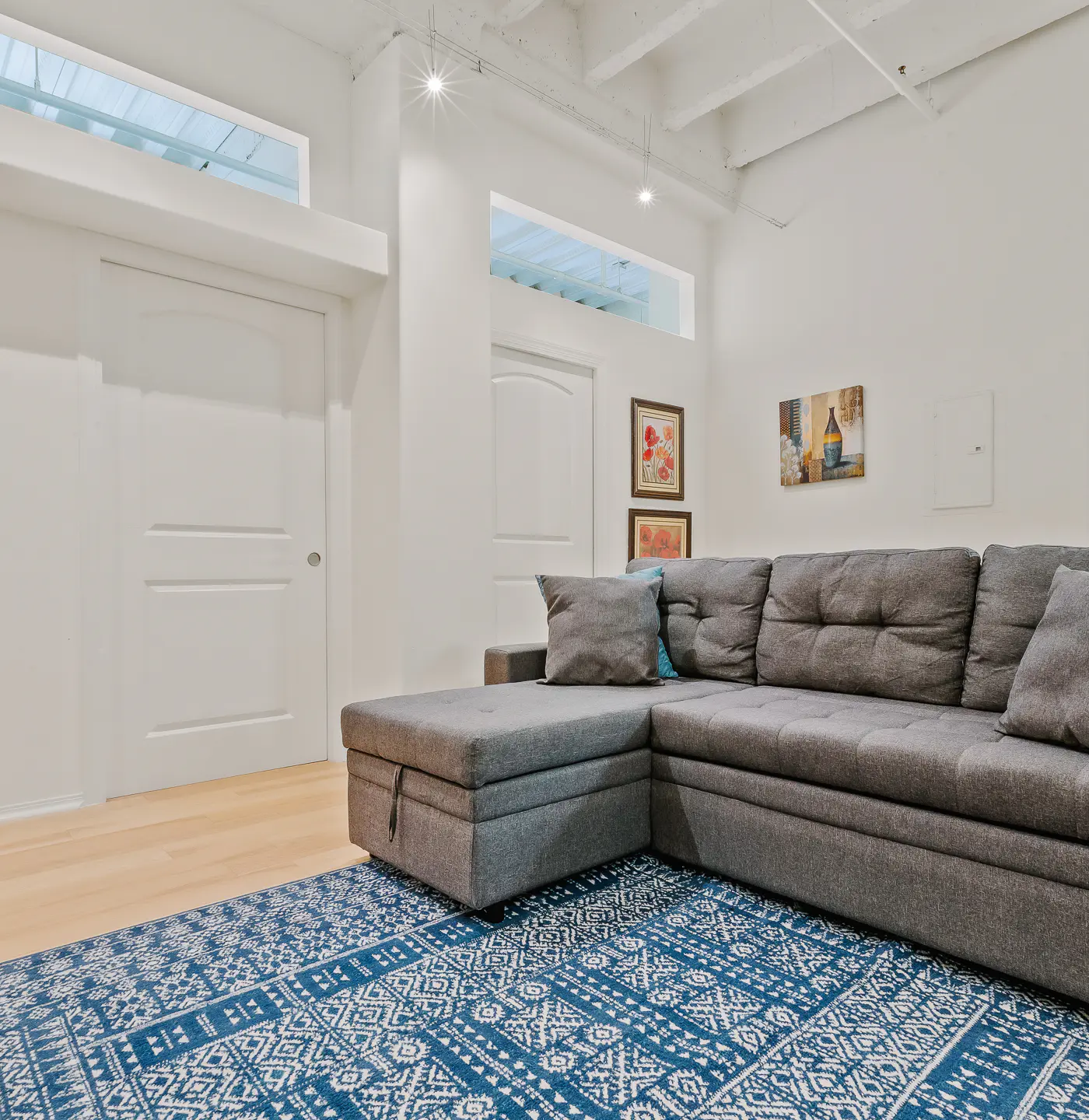 Rooftop Pool & City Views! Long-Term Dtwn LA Stay
