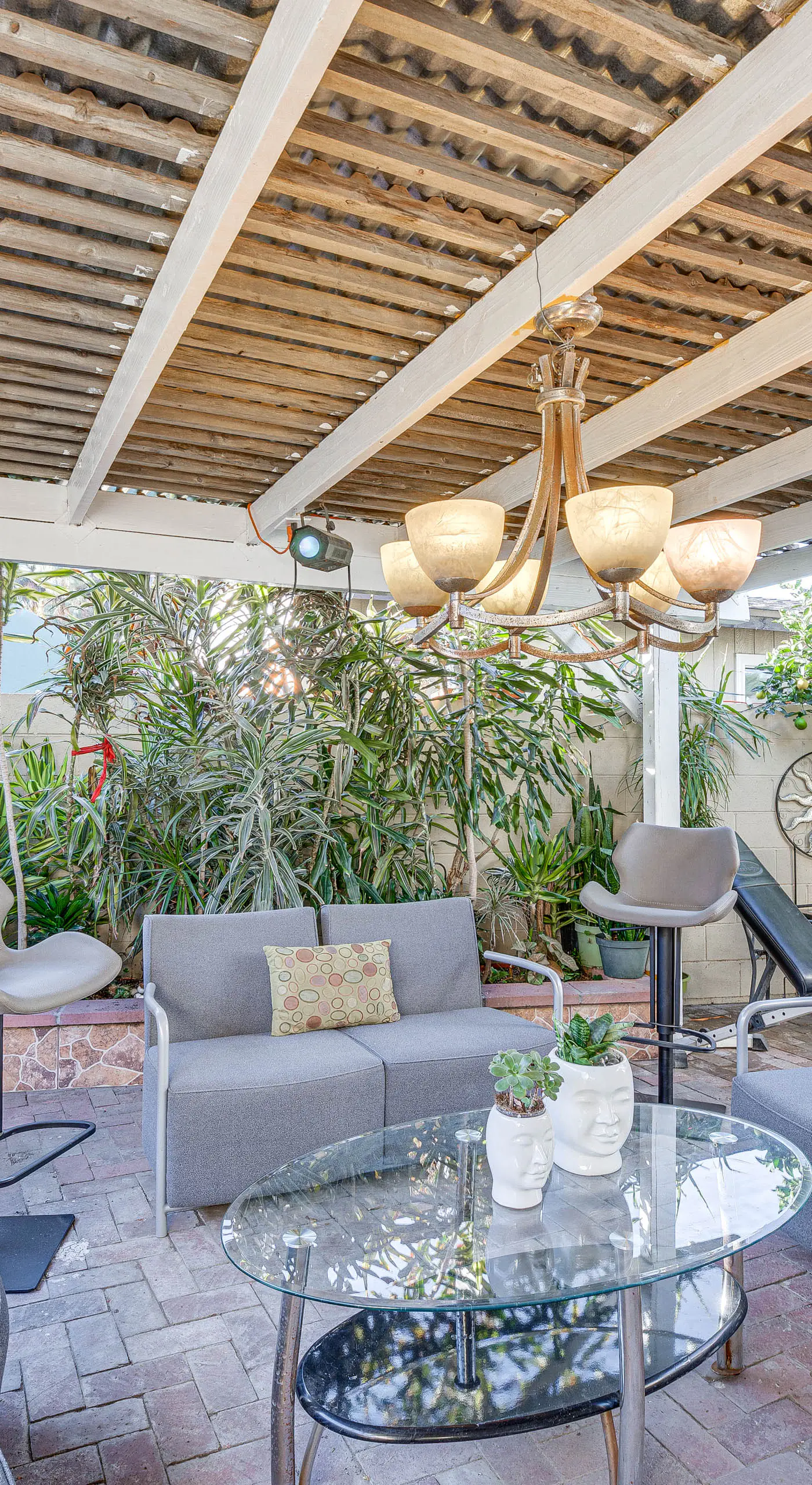 Los Angeles Apartment w/ Patio, 4 Mi to Downtown!