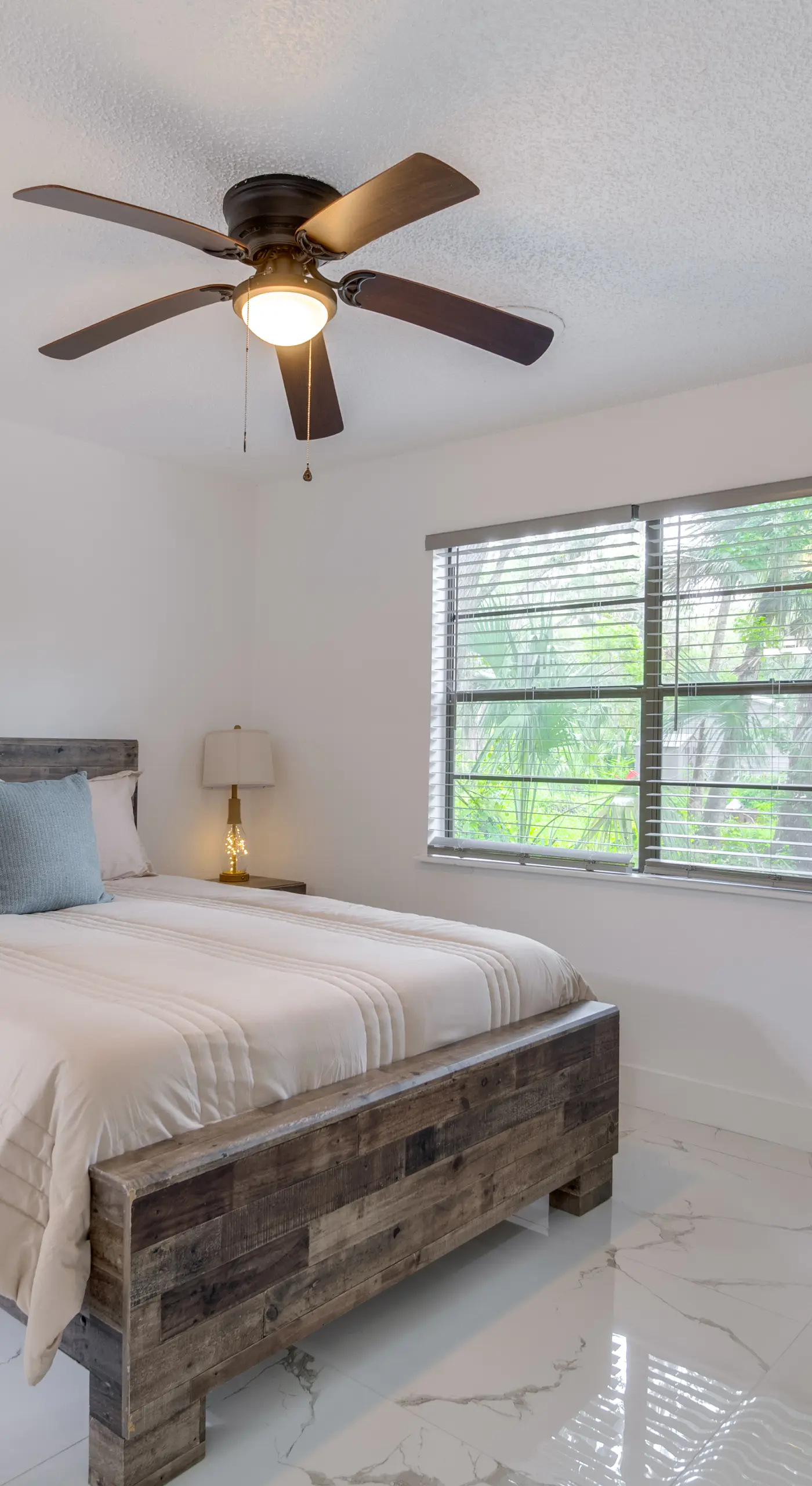 Swim & Hike: Crystal River Retreat w/ Yard!