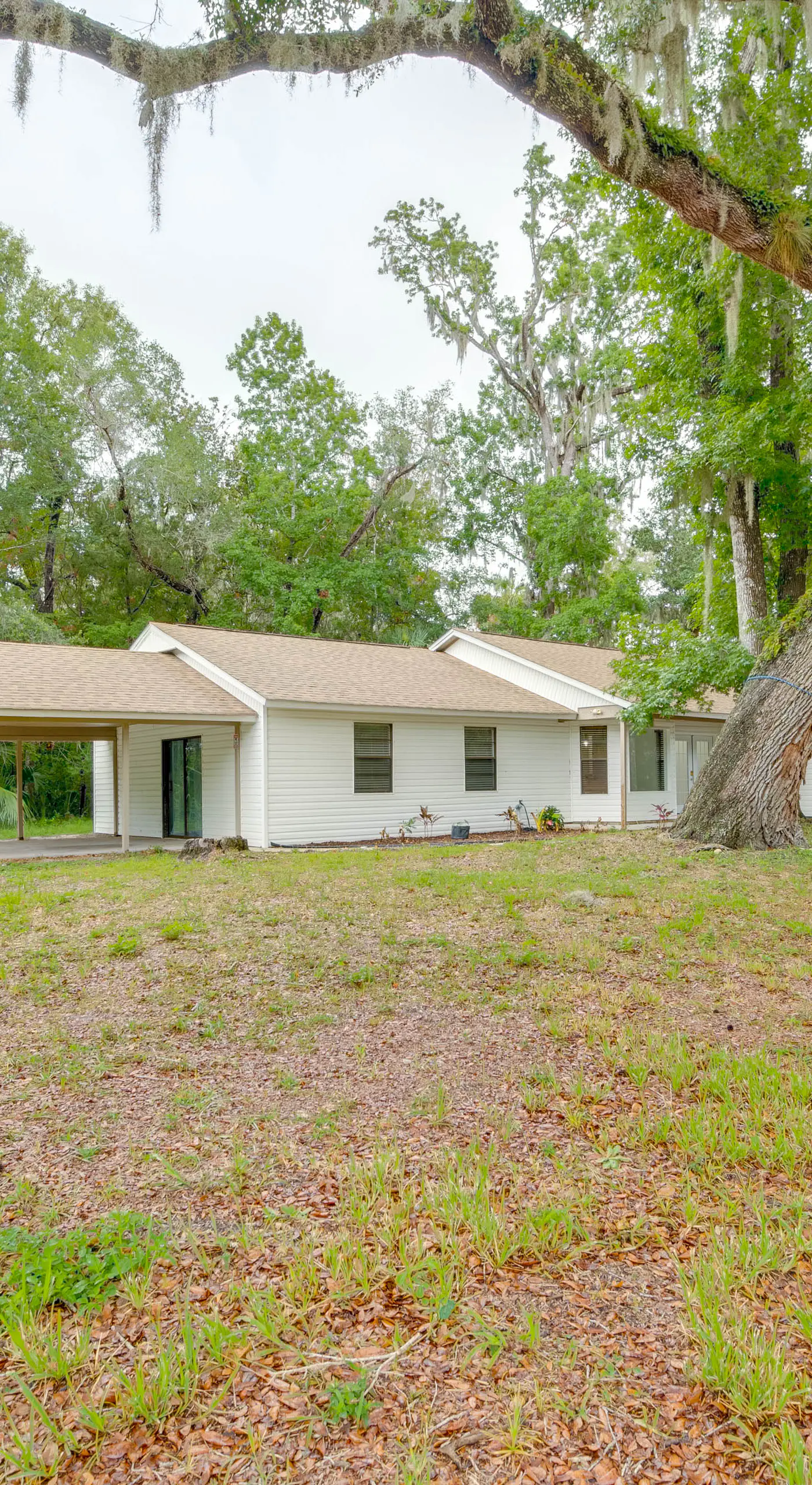 Swim & Hike: Crystal River Retreat w/ Yard!