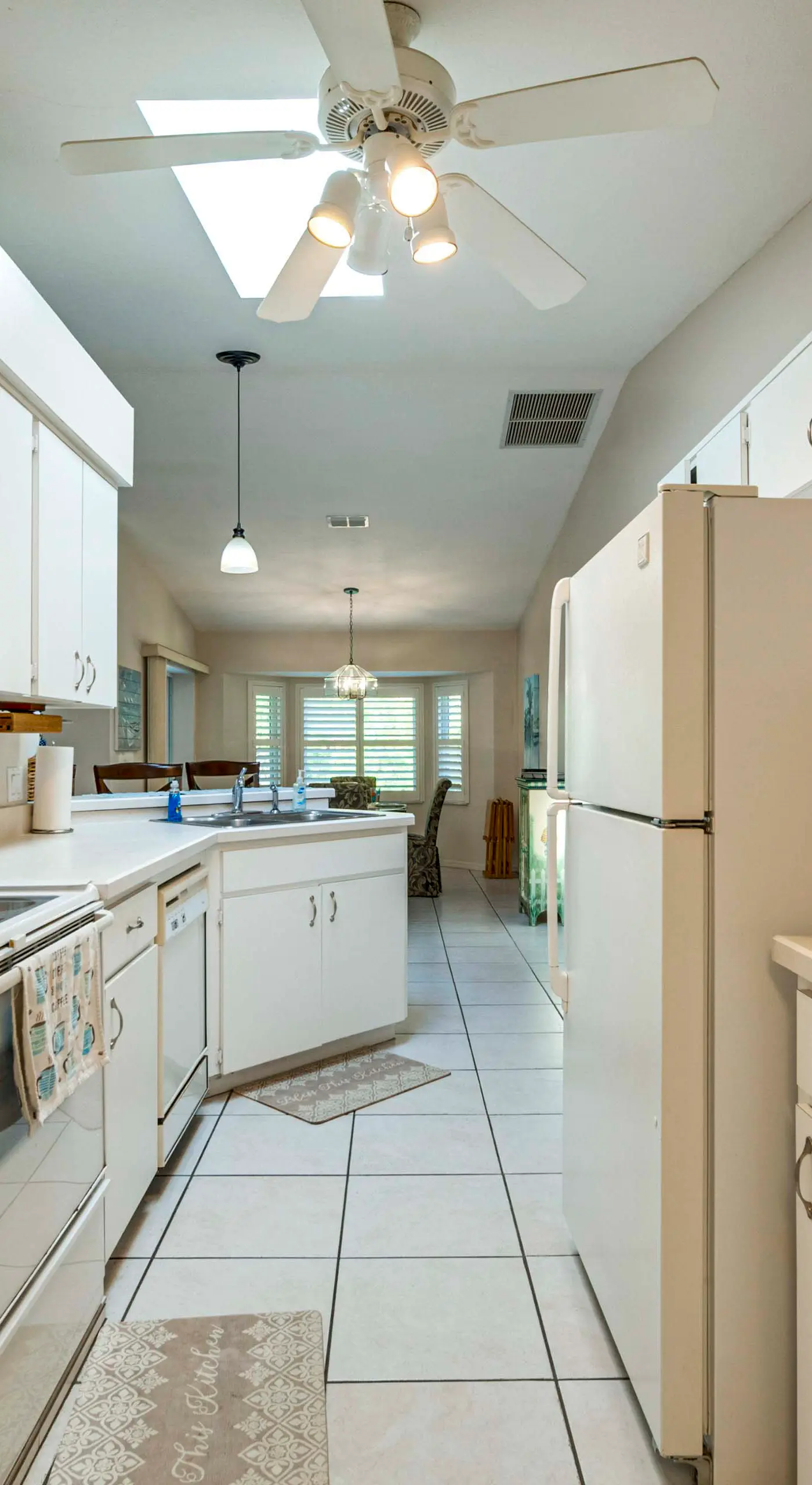 Spacious Hernando Home: Community Pool + Lake!