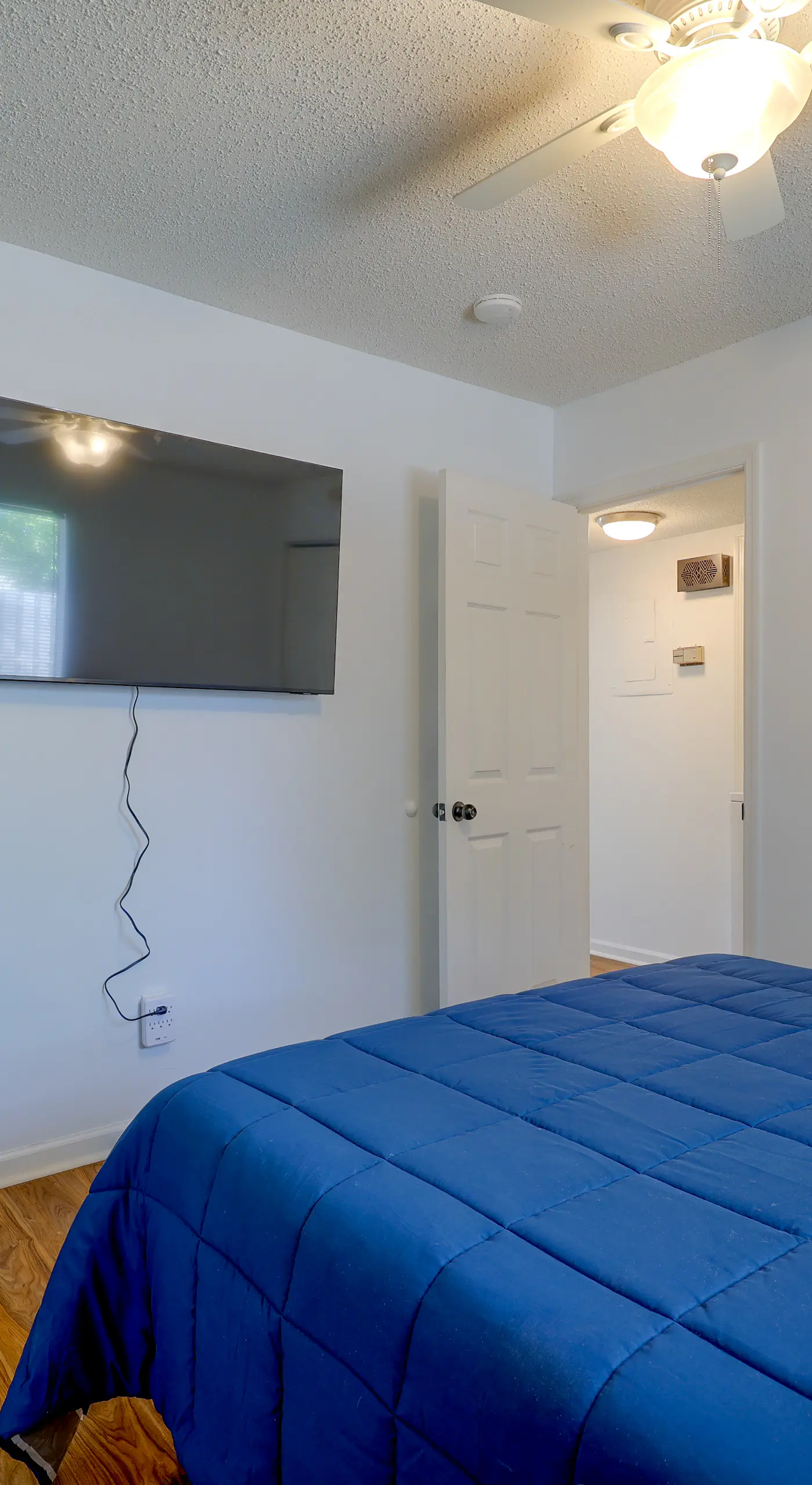 Walk to Med Center! Extended Wilmington Condo