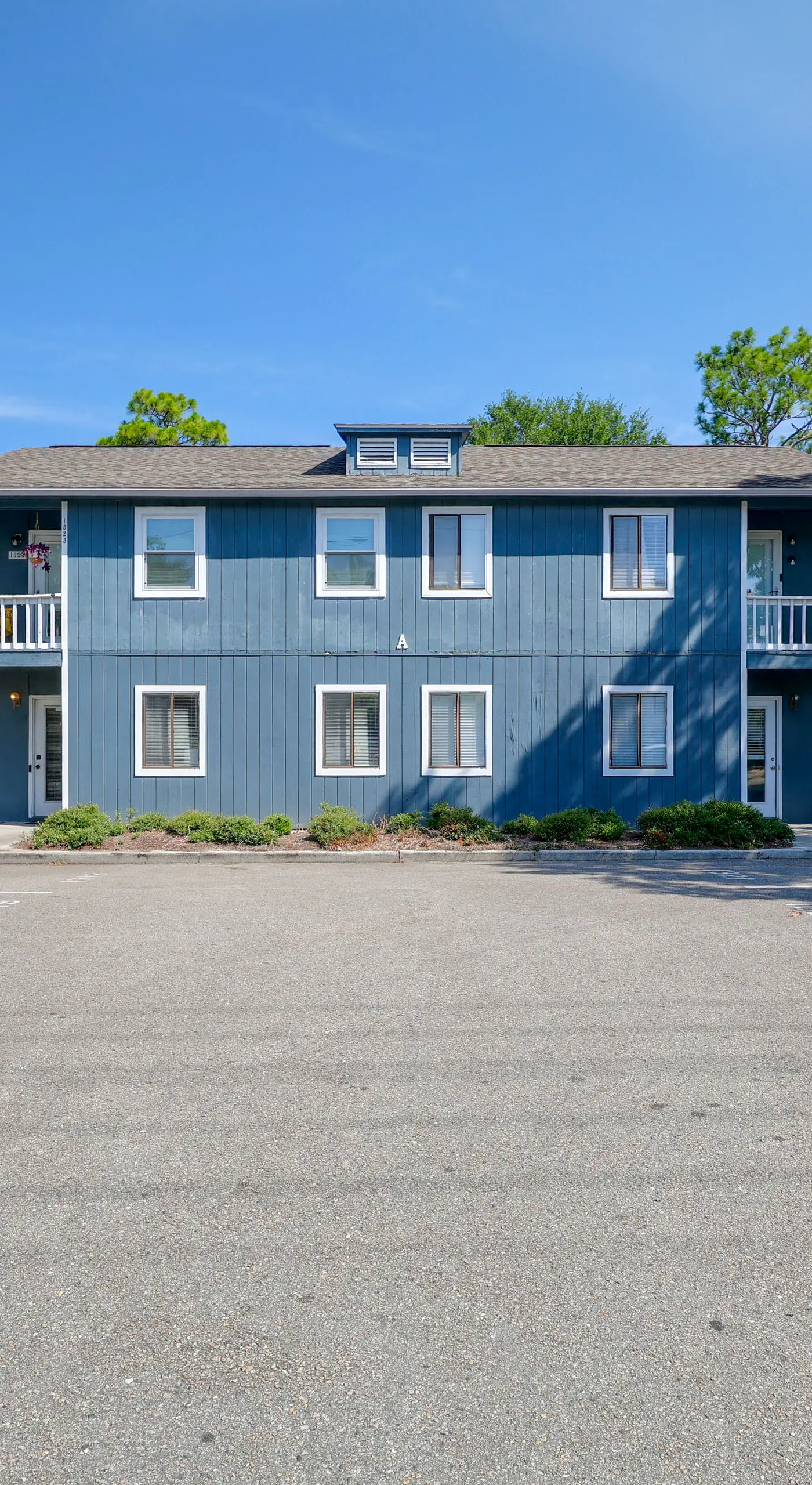 Walk to Med Center! Extended Wilmington Condo