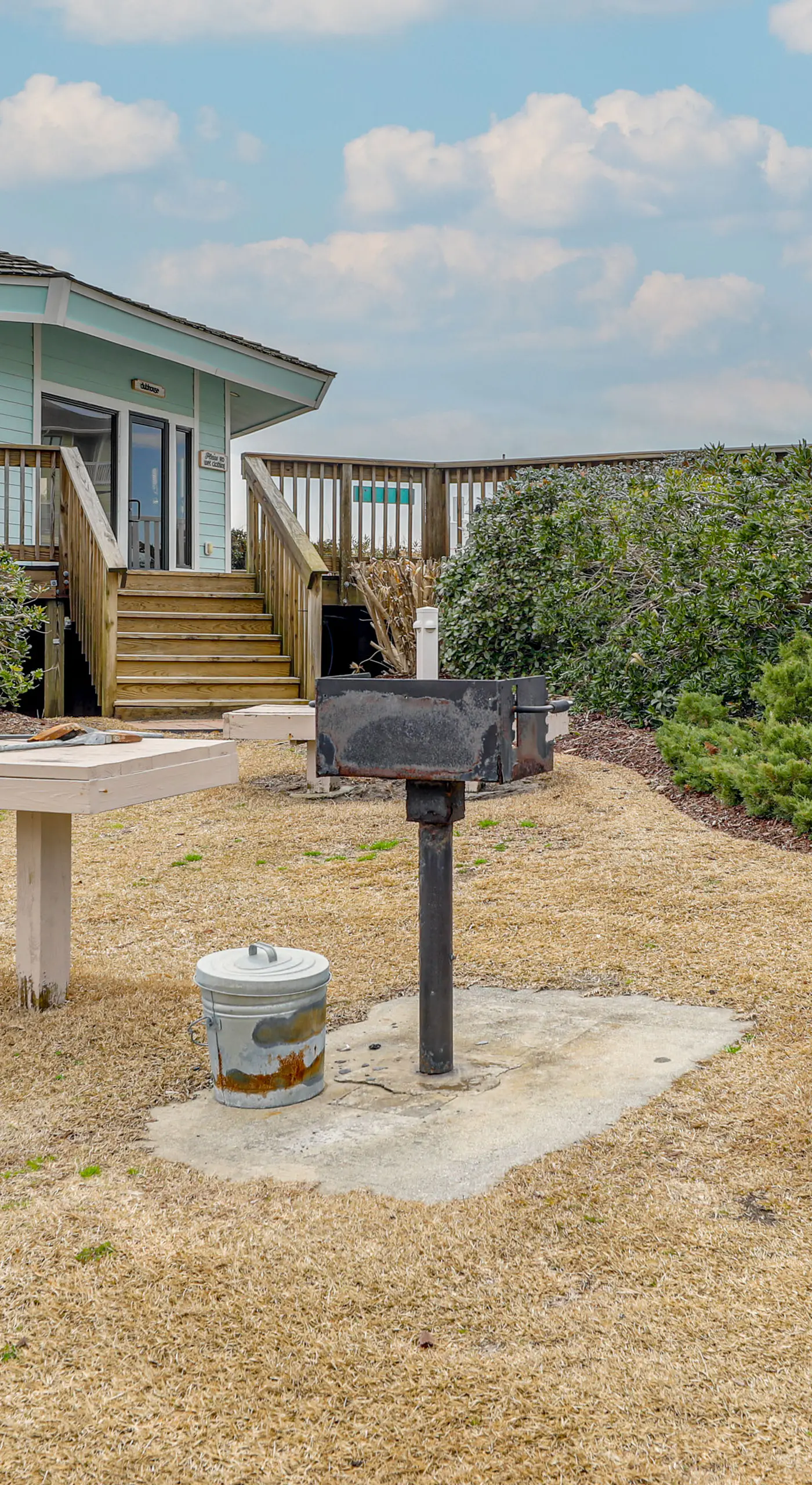 Steps to Beach! Emerald Isle Condo w/ Ocean View