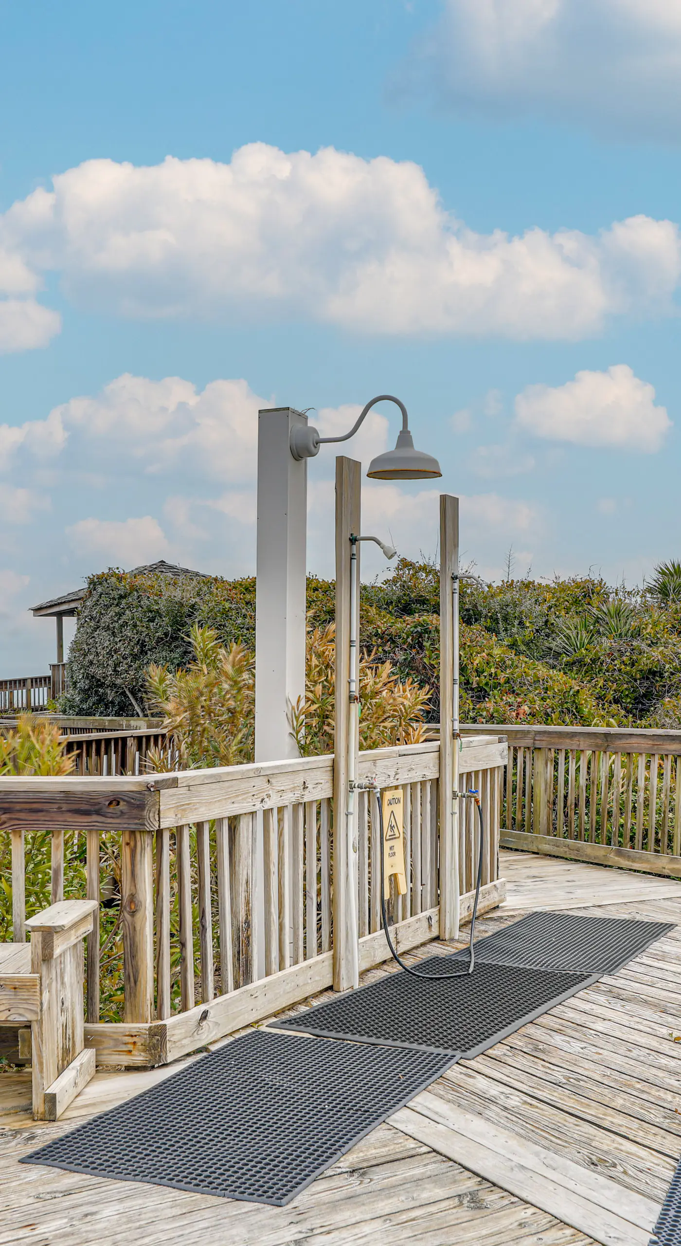 Steps to Beach! Emerald Isle Condo w/ Ocean View