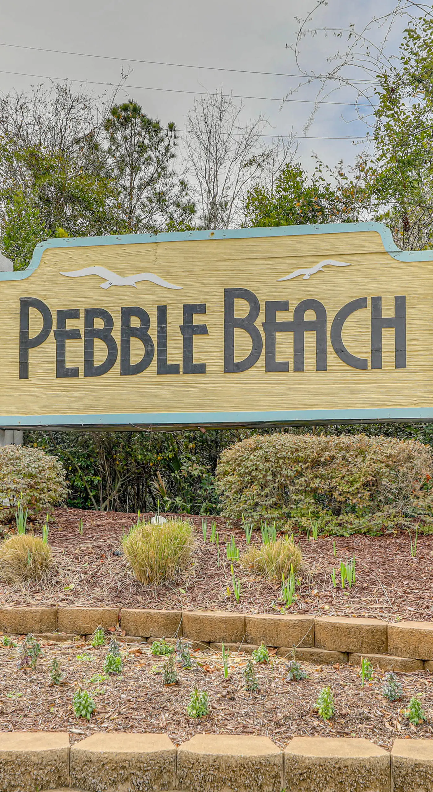 Steps to Beach! Emerald Isle Condo w/ Ocean View