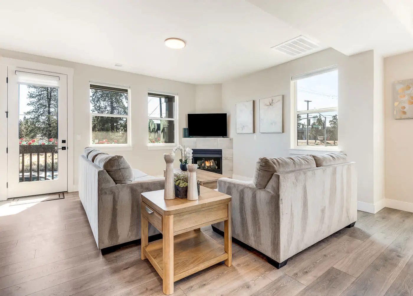 Dual Unit Townhouse in the heart of Bend