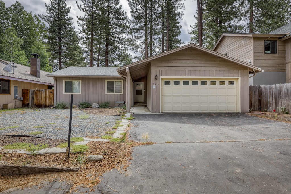 Tahoe Town & Lake Retreat