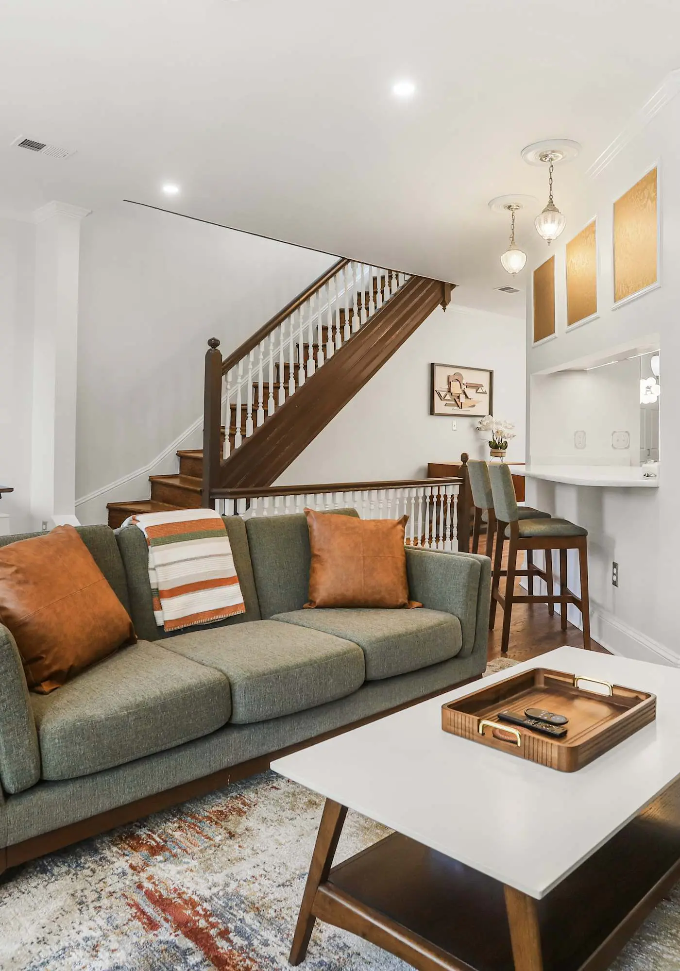 Capitol Hill Retreat, Sauna, Roof Deck and Parking