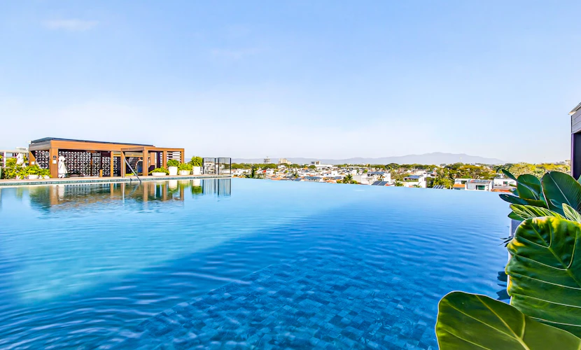 Susurro del Agua | 2BR/2BA PV mountain-view condo, pool, gym
