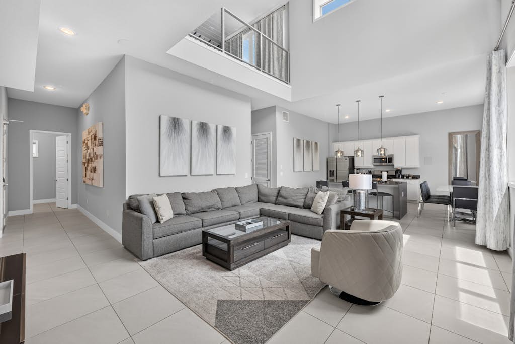 5BR Reunion Resort condo with elevator and share pools