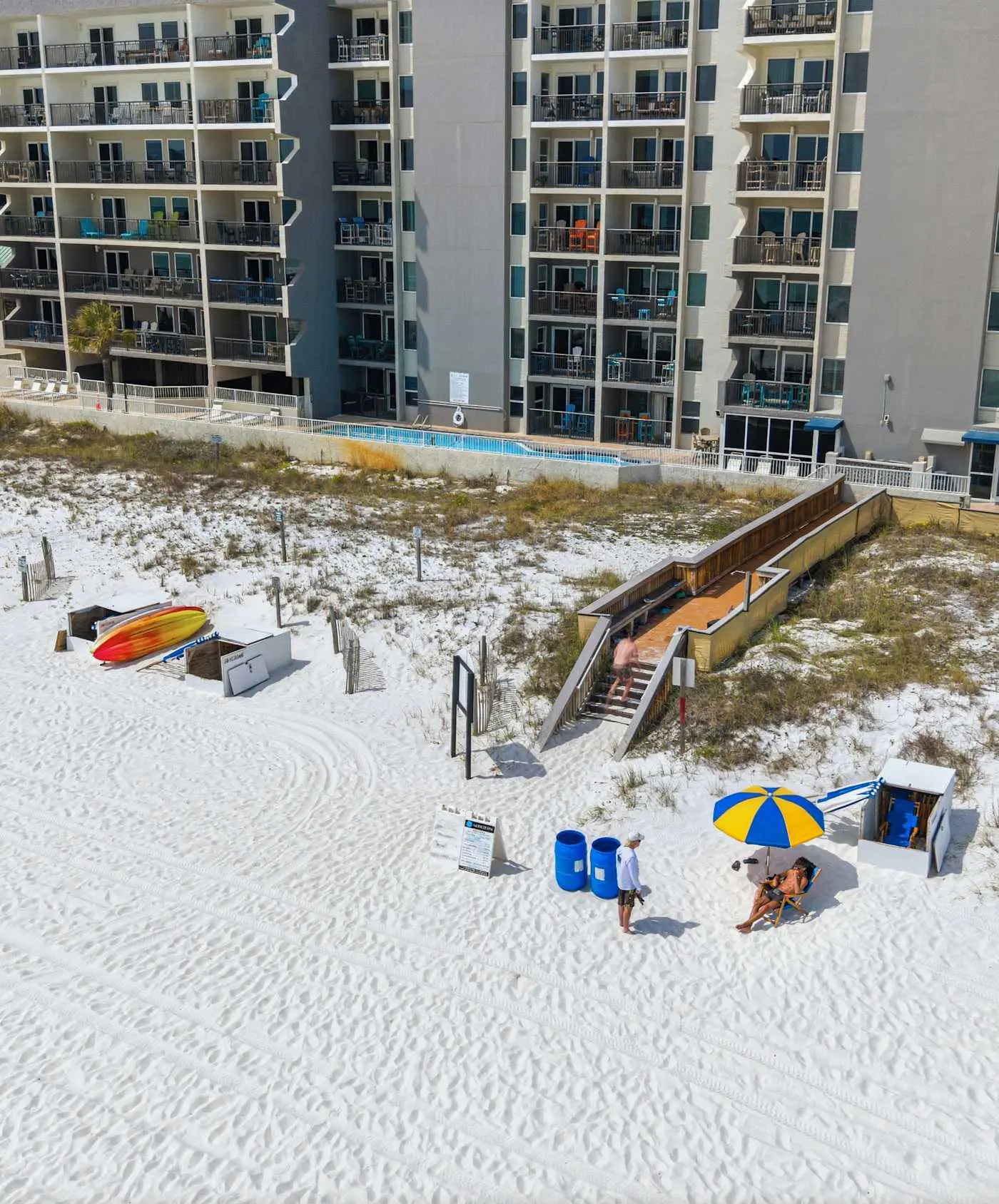 Gulf Front Condo w Pool, Tennis Courts & more!
