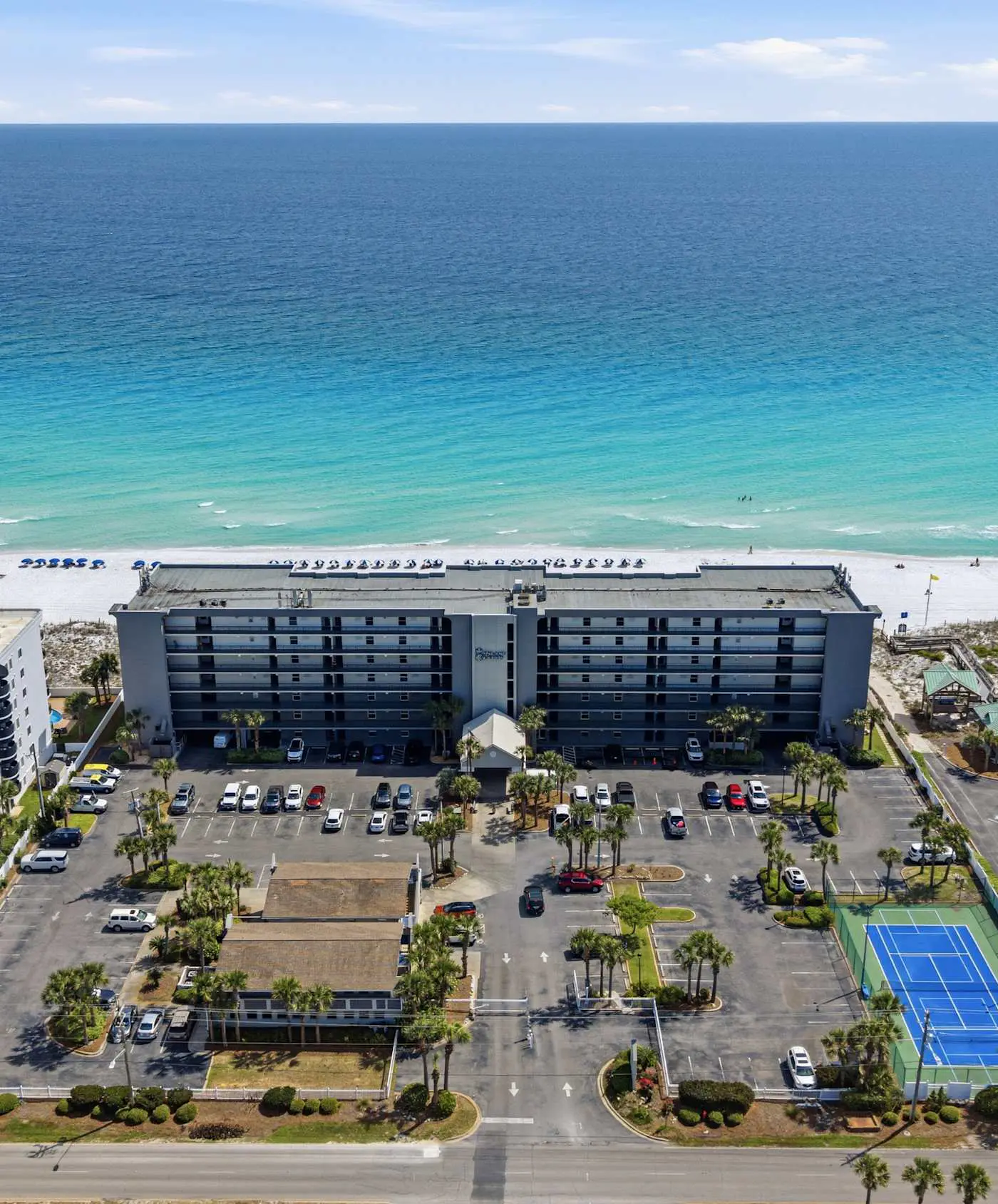 Gulf Front Condo w Pool, Tennis Courts & more!