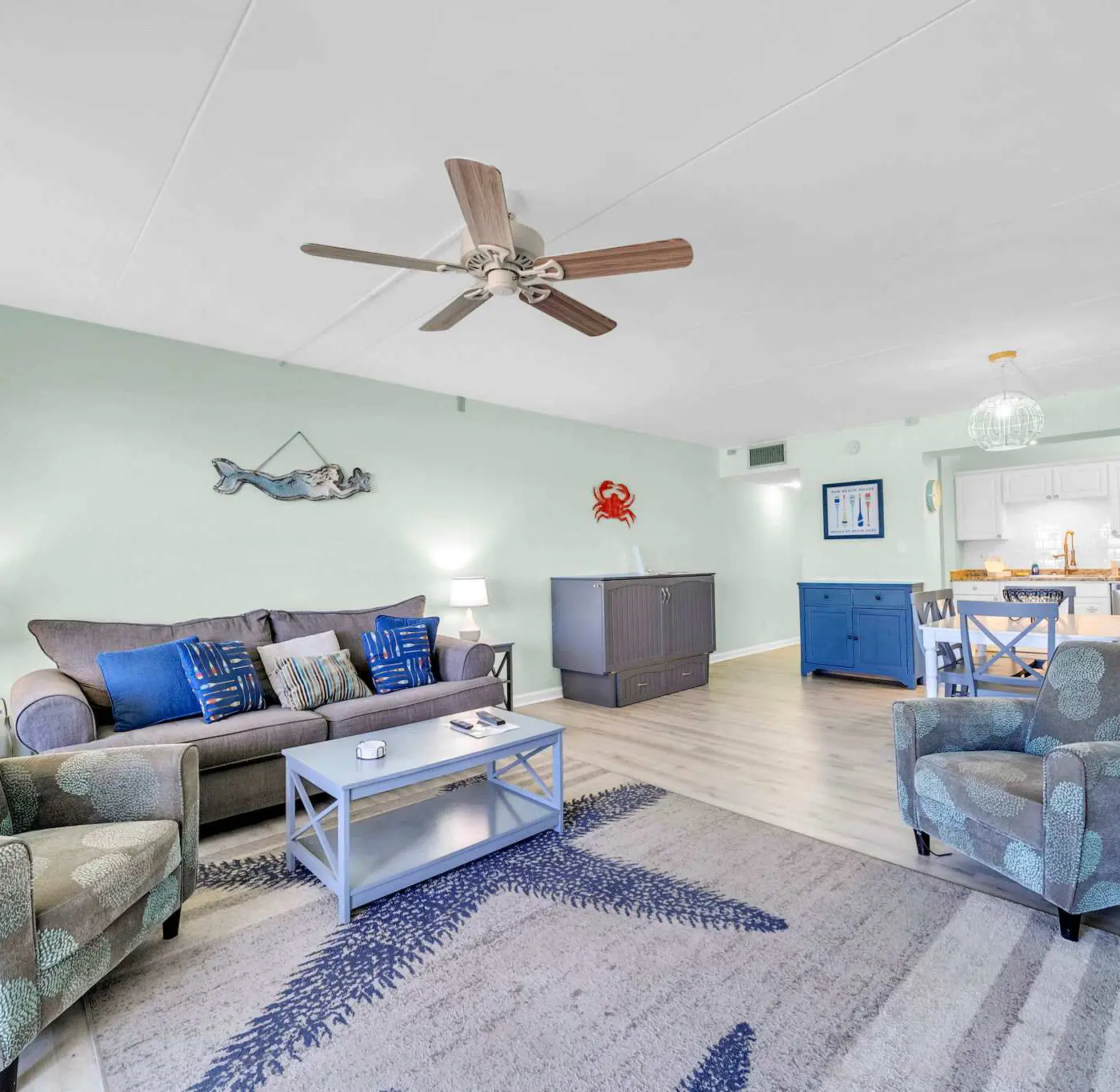 Gulf Front Condo w Pool, Tennis Courts & more!