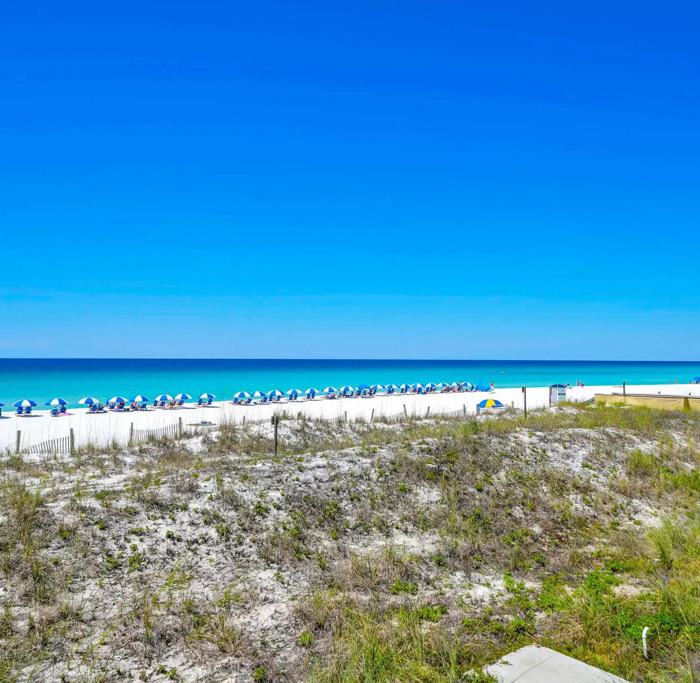 Gulf Front Condo w Pool, Tennis Courts & more!