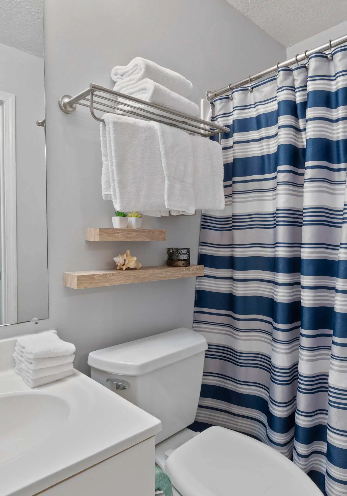 Gulf-Front Condo with Pool, Hot Tub & Sauna 