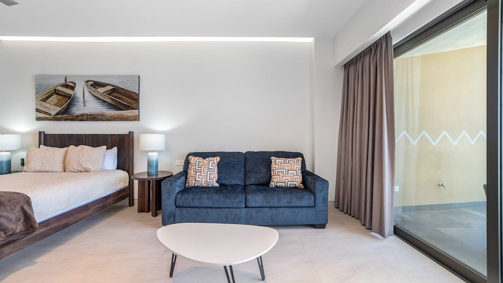 One 1501A Hotel Room: Unforgettable Oceanfront with Endless Views